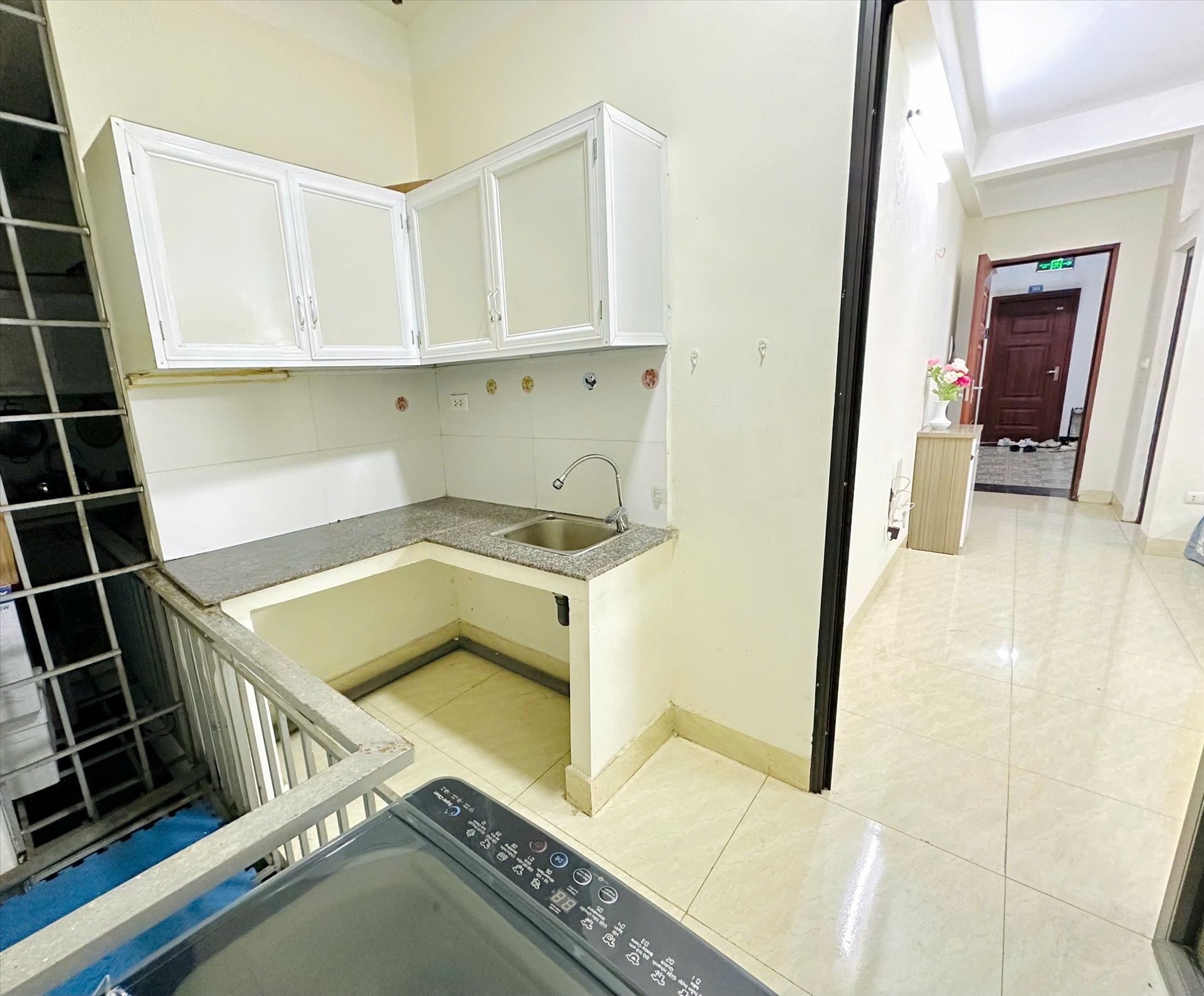 Phòng trọ Studio 28m2 tại TT House 1 Dịch Vọng Hậu - Cầu Giấy - Phòng bếp