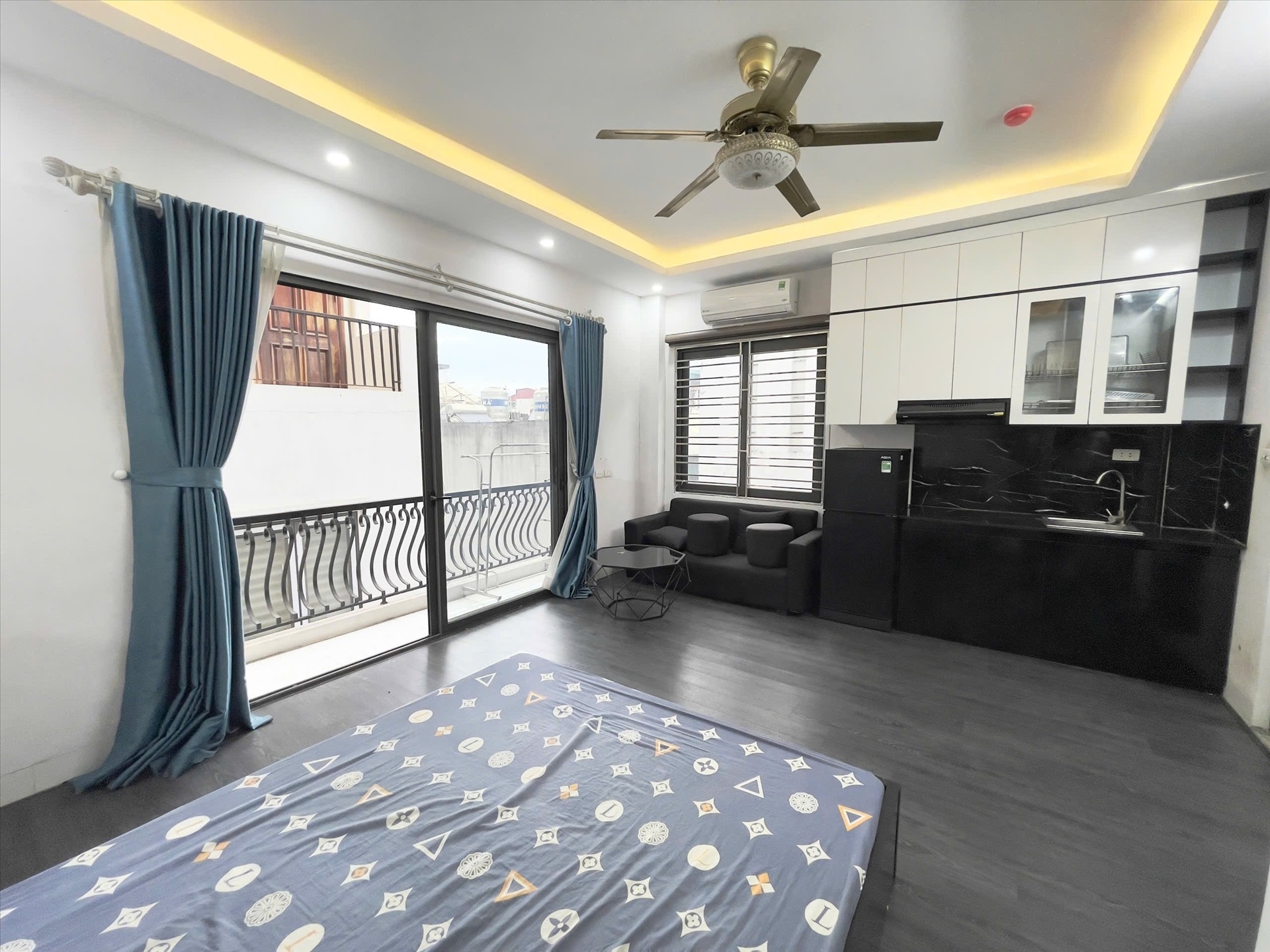 Phòng trọ Studio 35m2 tại Suha Home Lê Đức Thọ - Nam Từ Liêm - Phòng khách