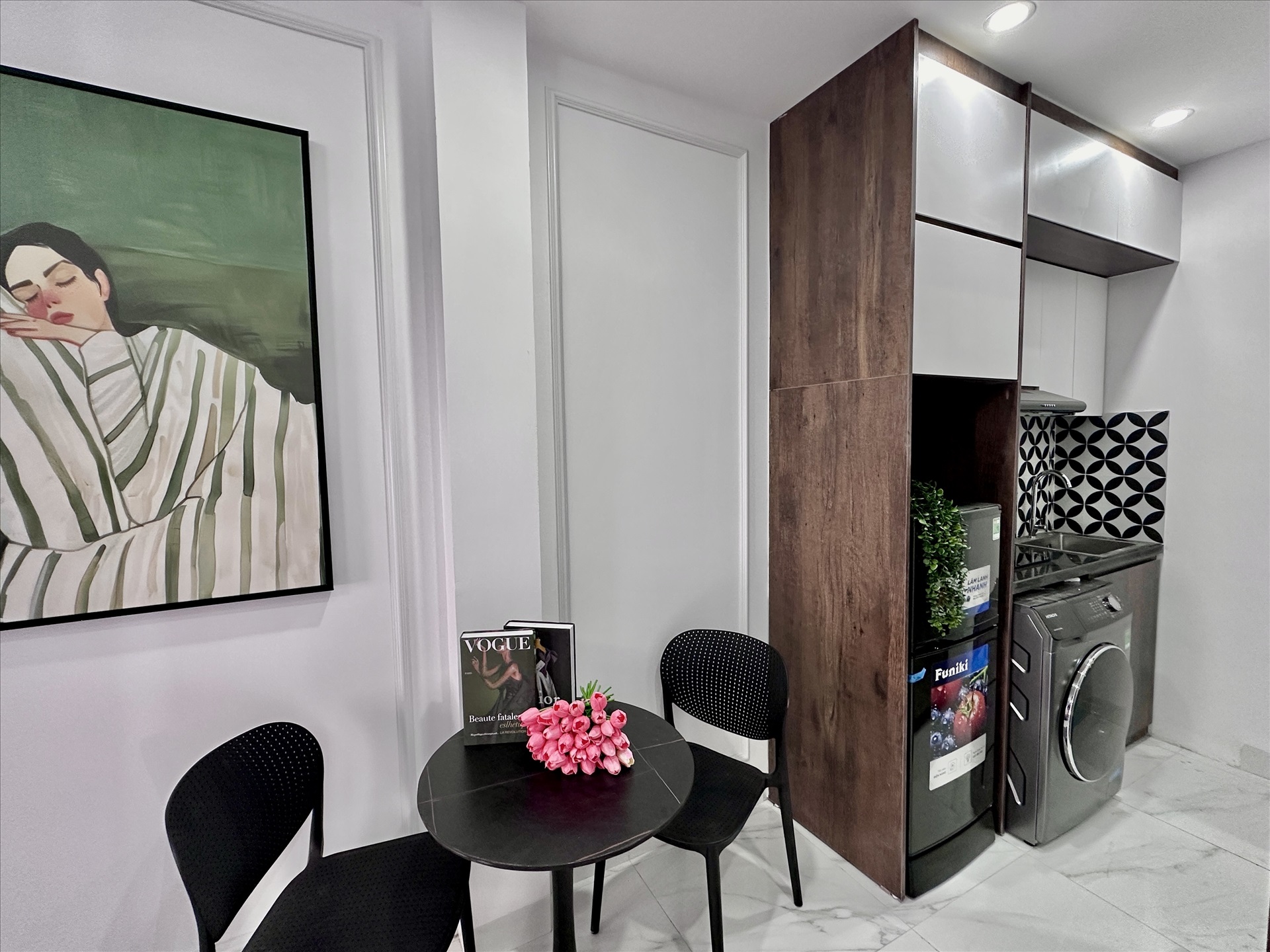 Phòng trọ Studio 25m2 tại Suha Home Xã Đàn - Đống Đa - Phòng khách