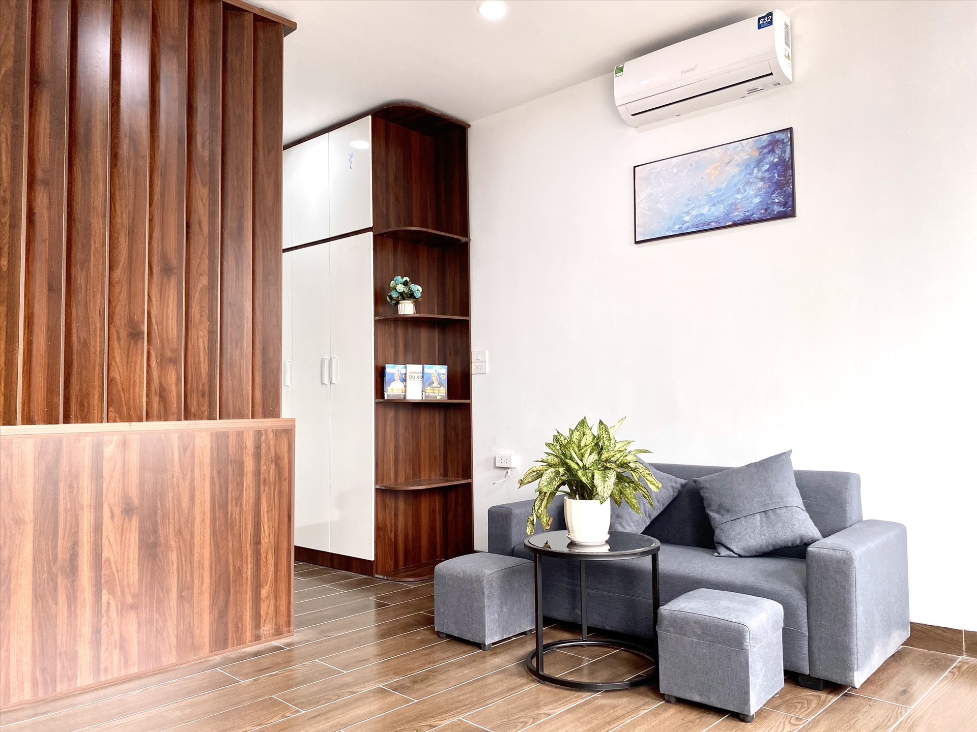 Phòng trọ 1 Phòng ngủ 40m2 tại Suha Home Mễ Trì Hạ - Nam Từ Liêm - Phòng khách