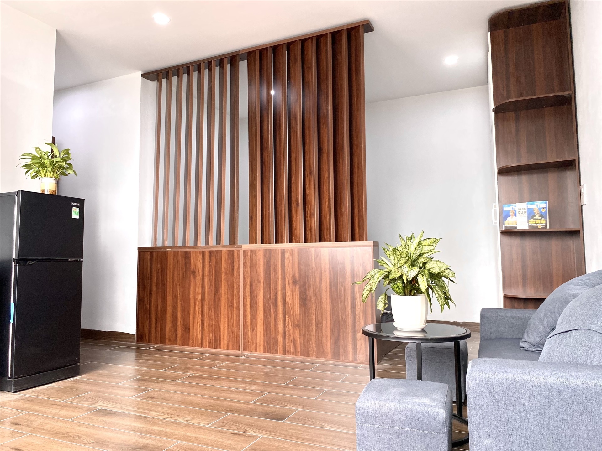 Phòng trọ 1 Phòng ngủ 40m2 tại Suha Home Mễ Trì Hạ - Nam Từ Liêm - Phòng khách