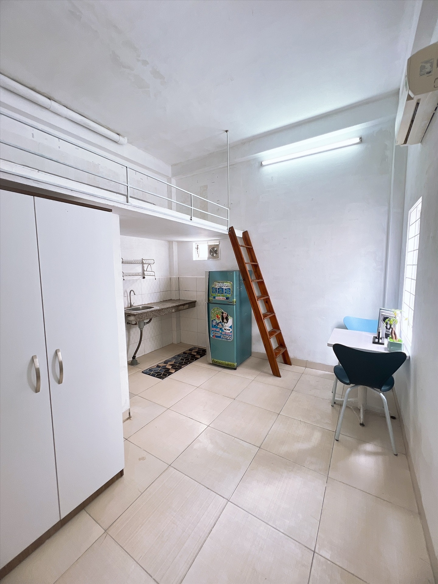 Phòng trọ Duplex 25m2 tại QHOME Đường Láng - Đống Đa - Phòng bếp