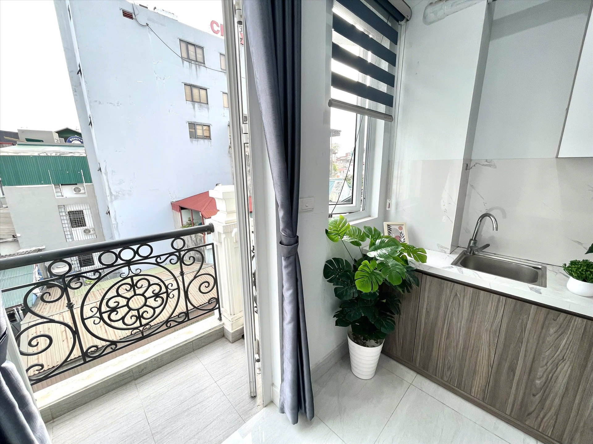 Phòng trọ Studio 30m2 tại Airstay Trần Đại Nghĩa - Hai Bà Trưng - Ban công