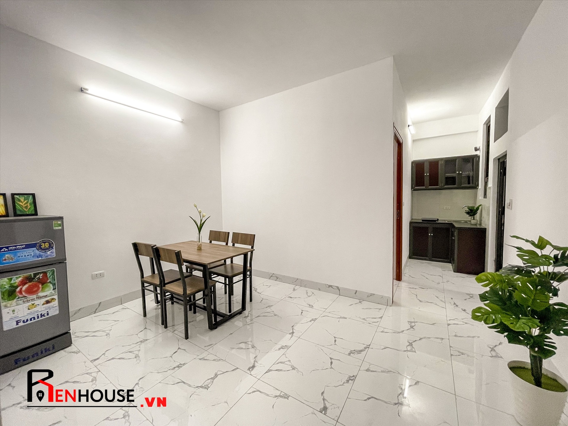 Phòng trọ 1 Phòng ngủ 35m2 tại RenHouse 2 Đại Lộ Thăng Long - Nam Từ Liêm - Phòng khách