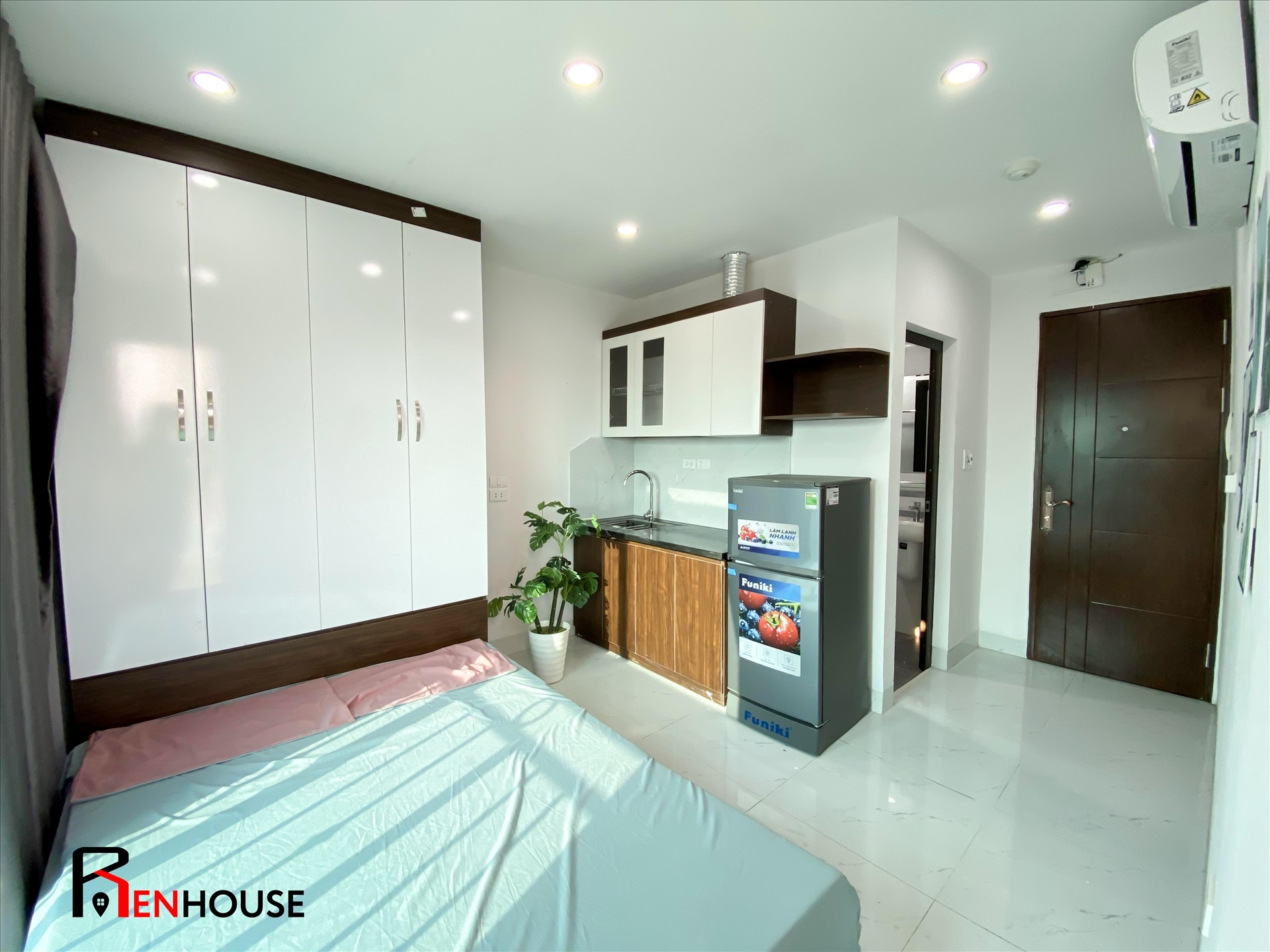 Phòng trọ Studio 22m2 tại RENHOUSE An Dương Vương - Tây Hồ - Phòng bếp