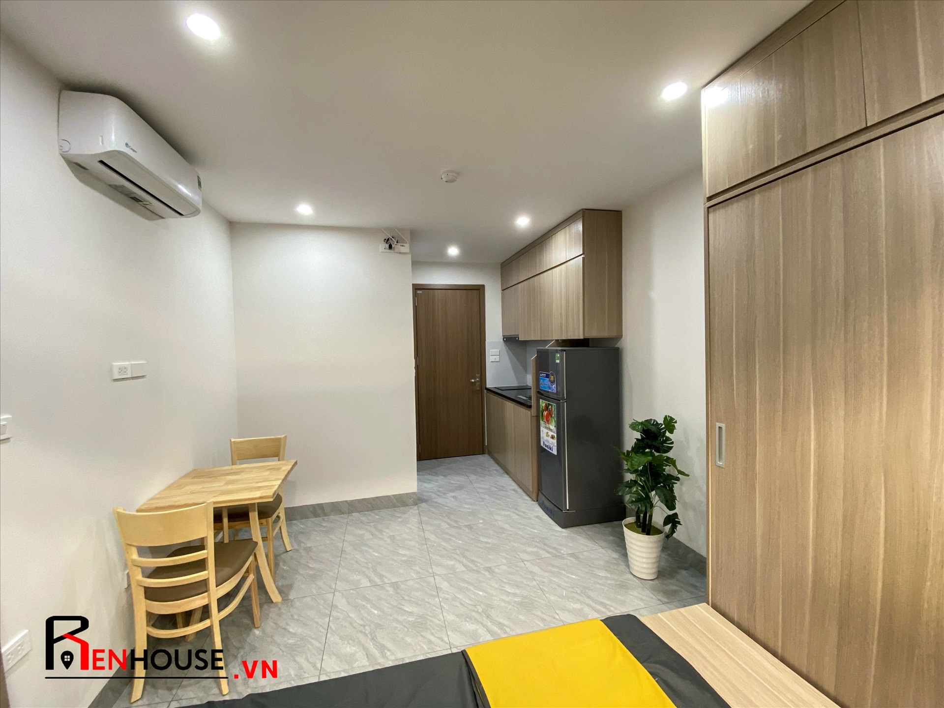 Phòng trọ Studio 26m2 tại RenHouse Mễ Trì Thượng - Nam Từ Liêm - Phòng bếp