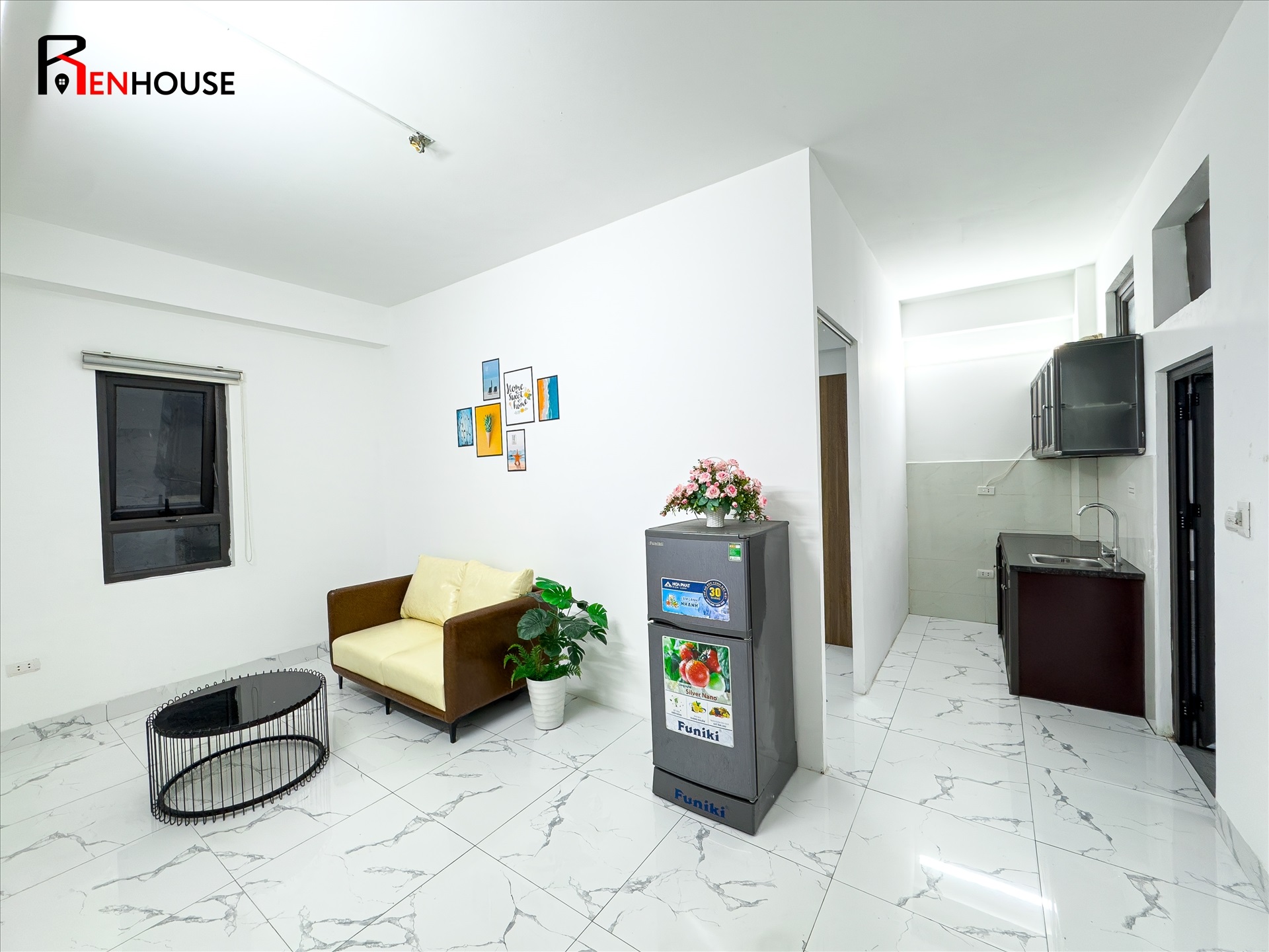 Phòng trọ 1 Phòng ngủ 35m2 tại RenHouse 2 Đại Lộ Thăng Long - Nam Từ Liêm - Phòng khách