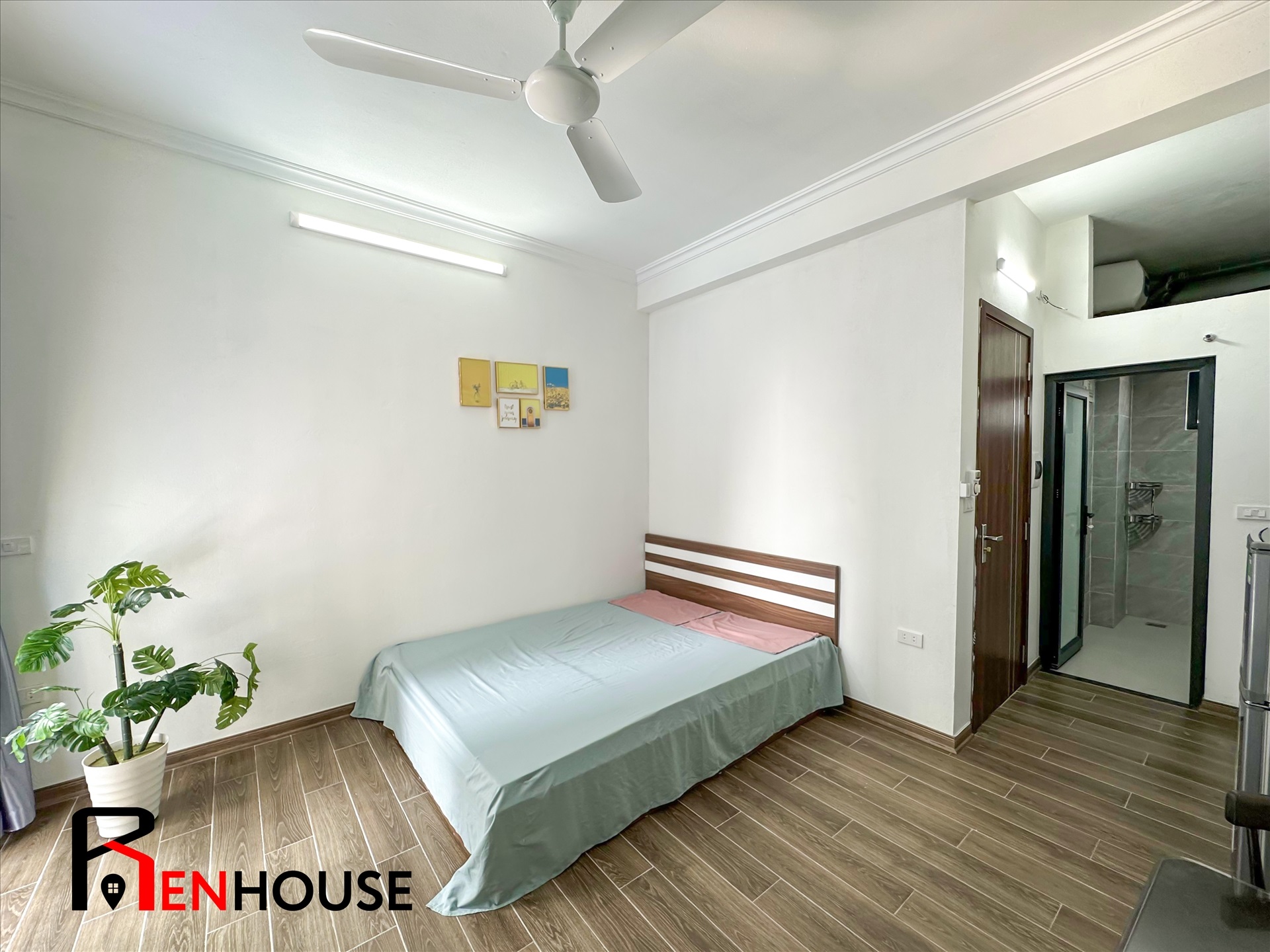 Phòng trọ Studio 30m2 tại RenHouse Hồ Tùng Mậu - Bắc Từ Liêm - Phòng ngủ