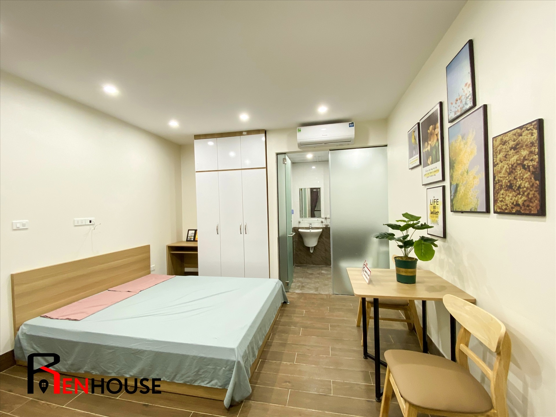 Phòng trọ Studio 26m2 tại RenHouse 4 Trần Thái Tông - Cầu Giấy - Phòng ngủ