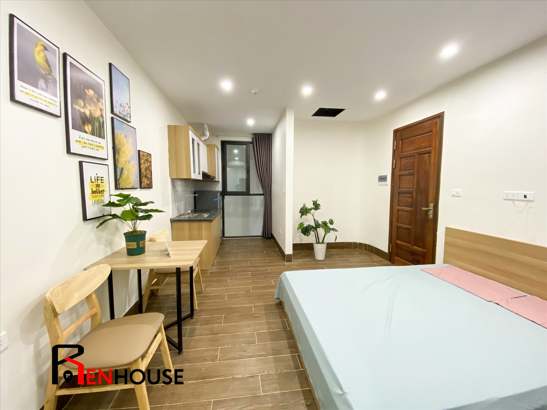 Phòng trọ Studio 26m2 tại RenHouse 4 Trần Thái Tông - Cầu Giấy - Phòng bếp