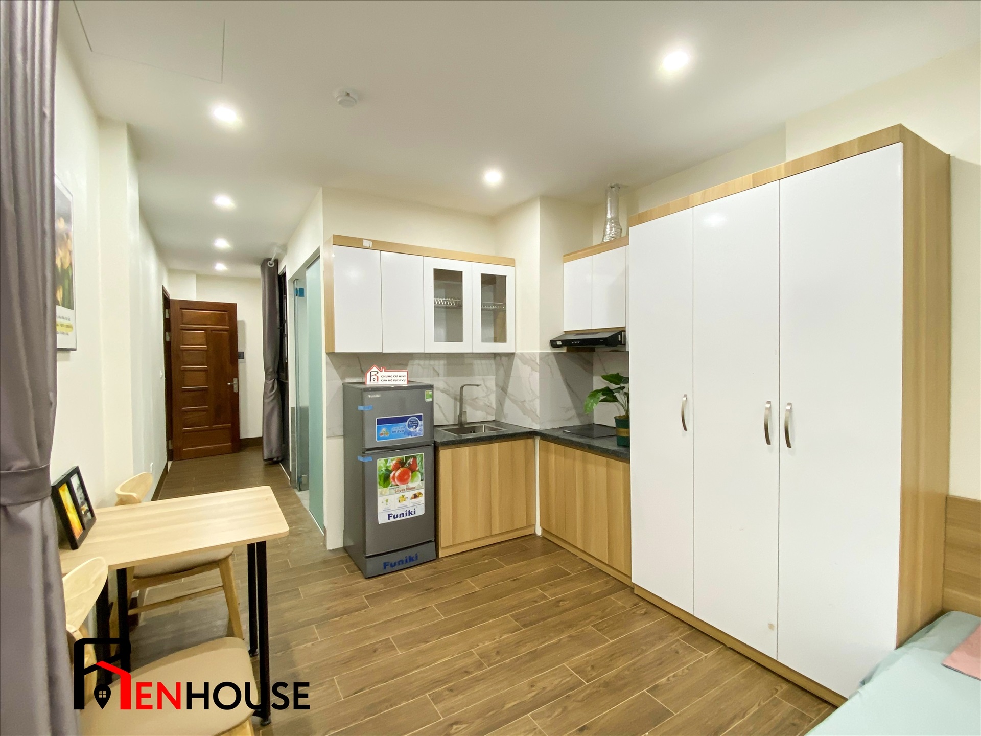 Phòng trọ Studio 28m2 tại RenHouse 4 Trần Thái Tông - Cầu Giấy - Phòng bếp