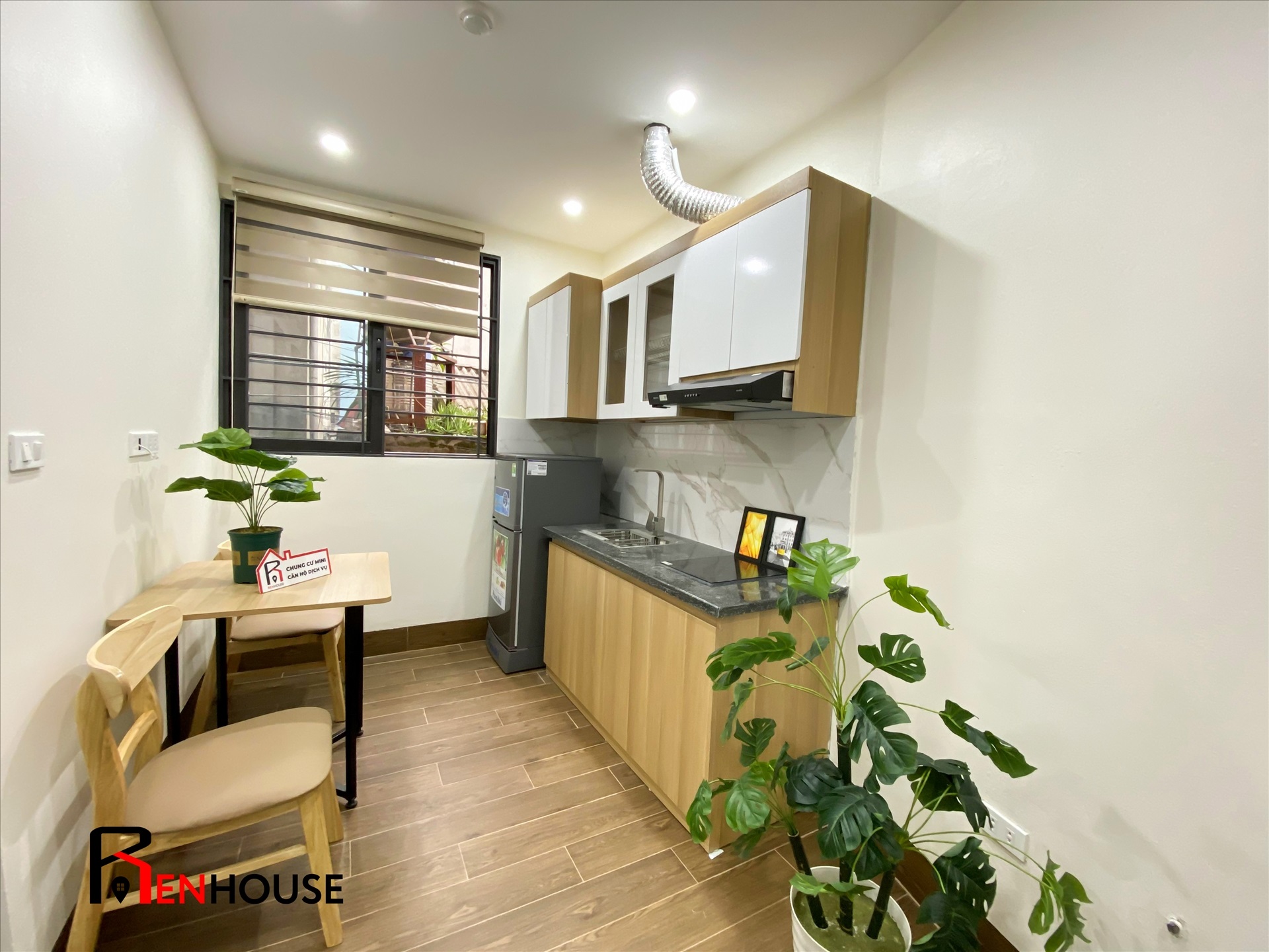Phòng trọ 1 Phòng ngủ 31m2 tại RenHouse 4 Trần Thái Tông - Cầu Giấy - Phòng bếp