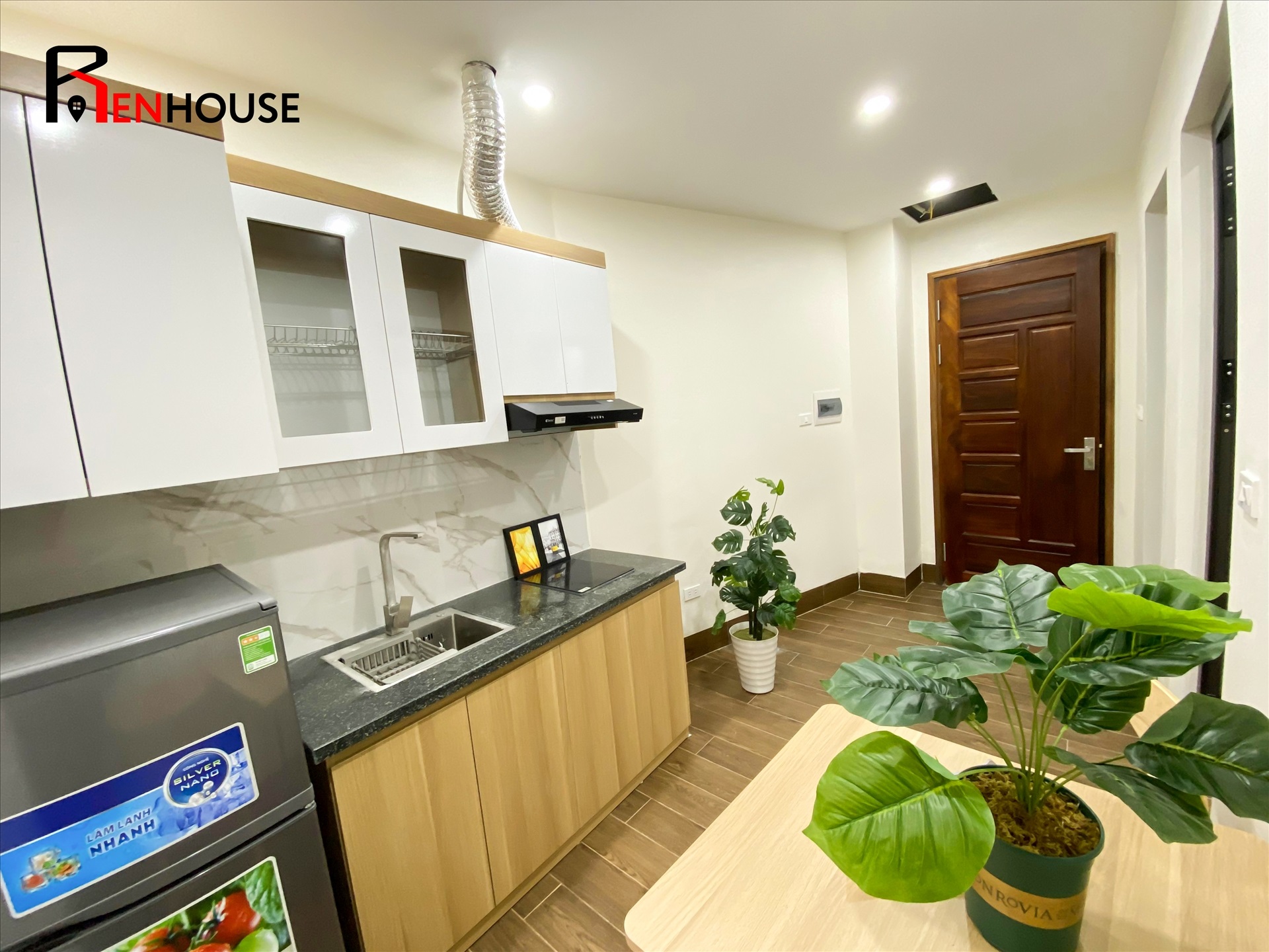 Phòng trọ 1 Phòng ngủ 31m2 tại RenHouse 4 Trần Thái Tông - Cầu Giấy - Phòng bếp