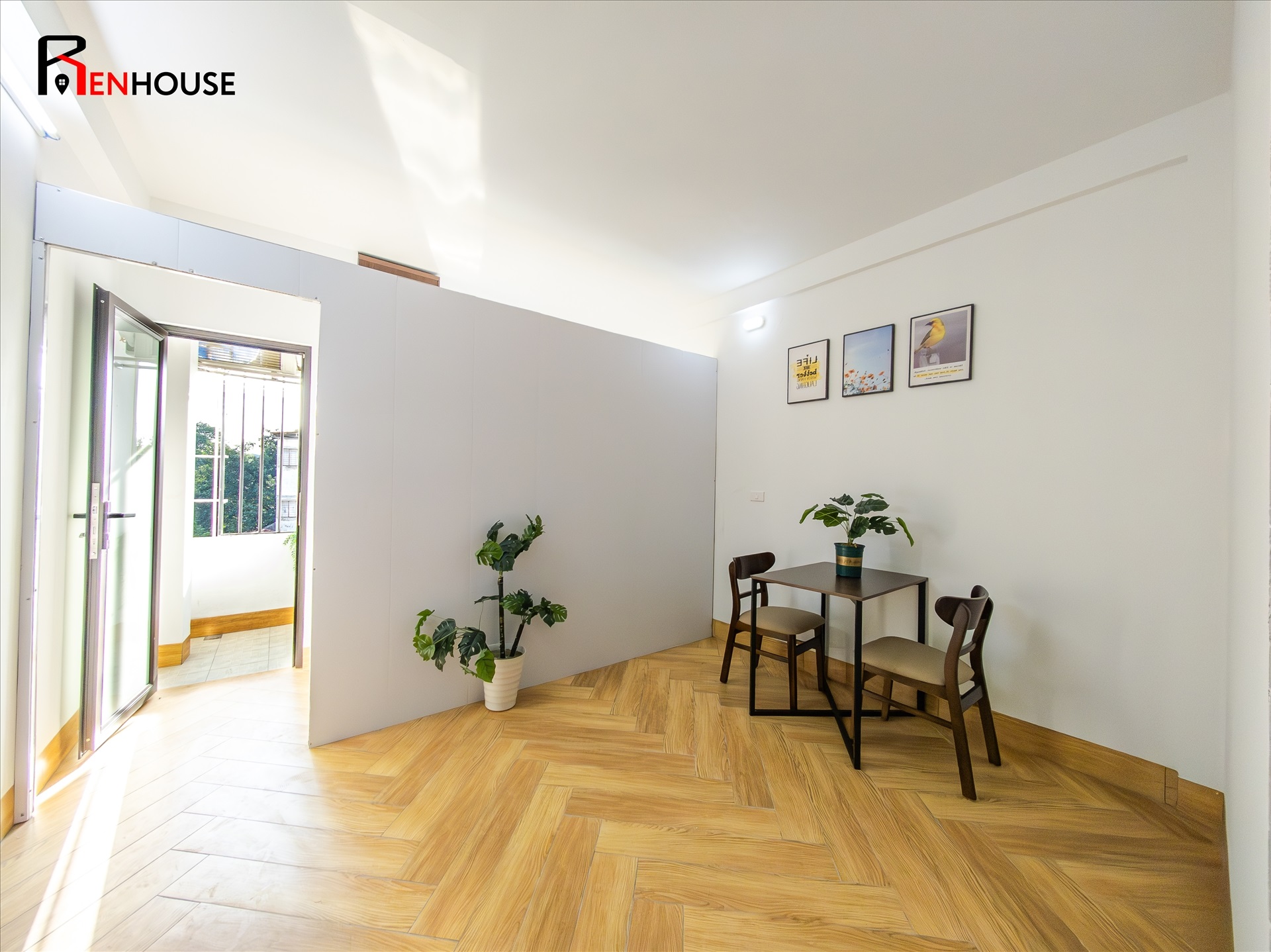 Phòng trọ 1 Phòng ngủ 30m2 tại RenHouse 2 Phú Kiều - Bắc Từ Liêm - Phòng khách
