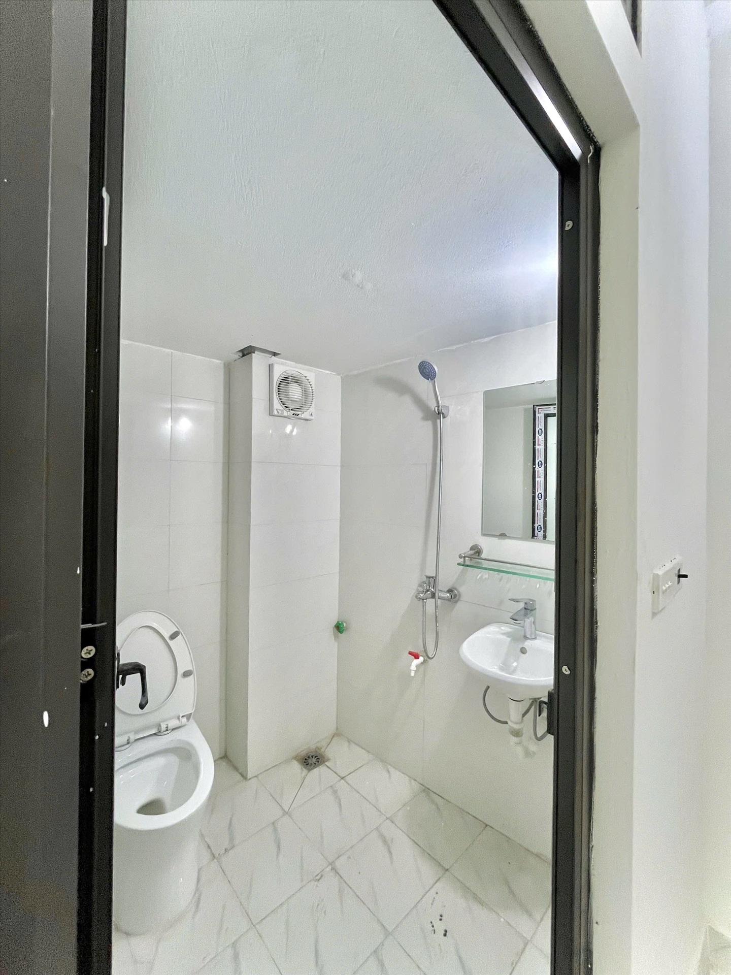 Phòng trọ Studio 27m2 tại Time House 1 Cổ Nhuế - Bắc Từ Liêm - Phòng tắm