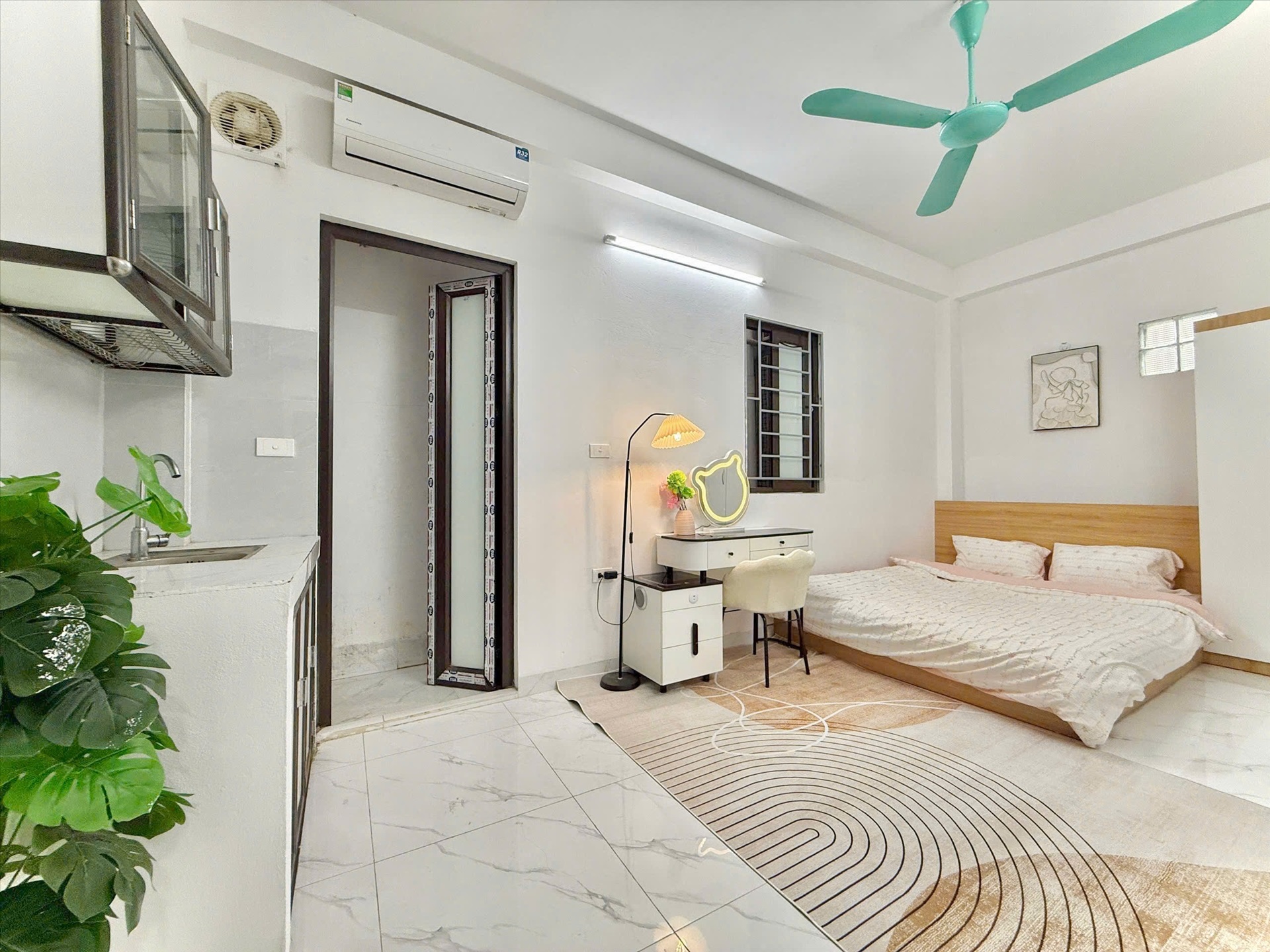 Phòng trọ Studio 25m2 tại Time House 1 Cổ Nhuế - Bắc Từ Liêm - Góc làm việc