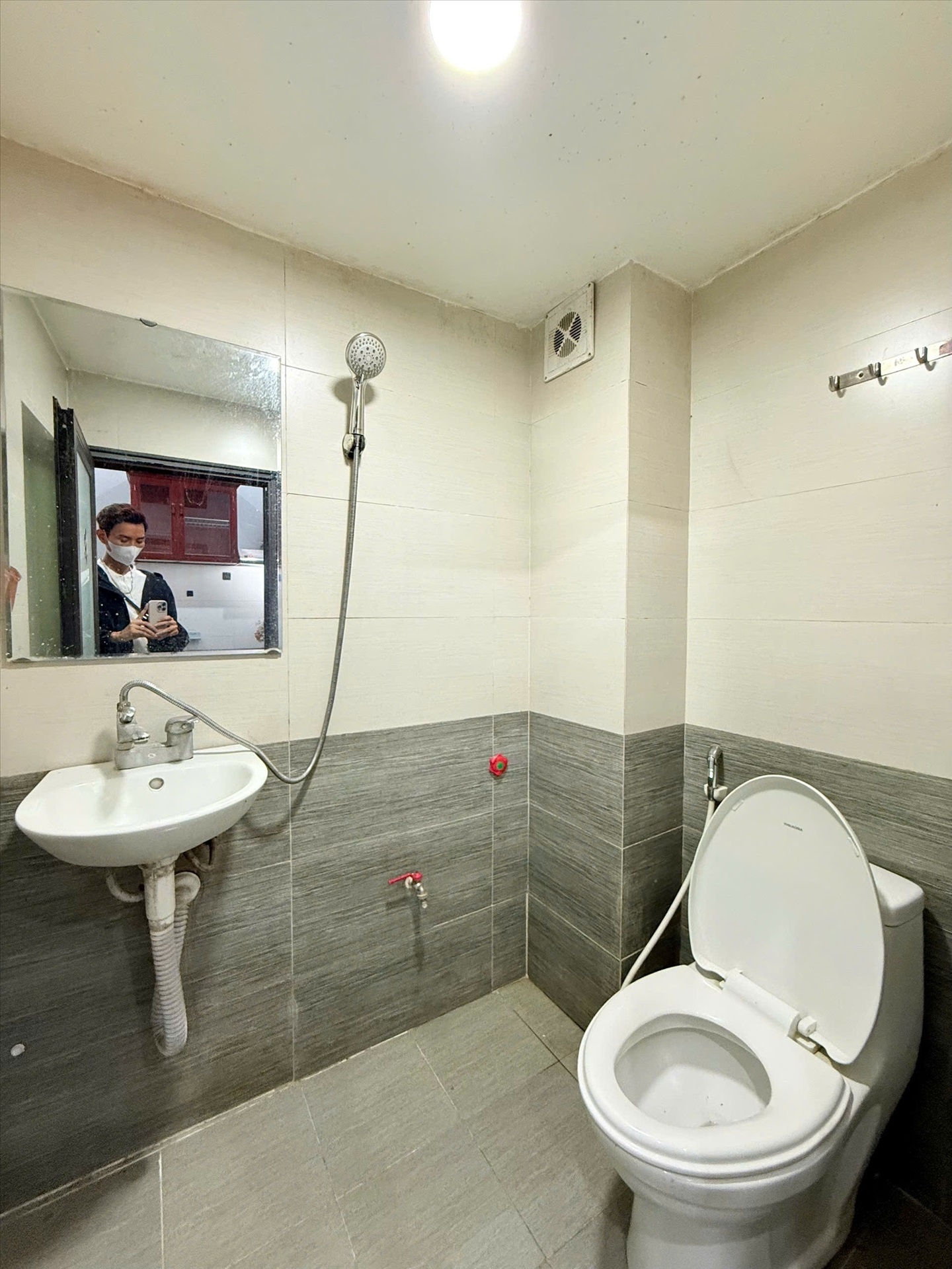 Phòng trọ Studio 25m2 tại Timehouse 4 Mỹ Đình - Nam Từ Liêm - Phòng tắm