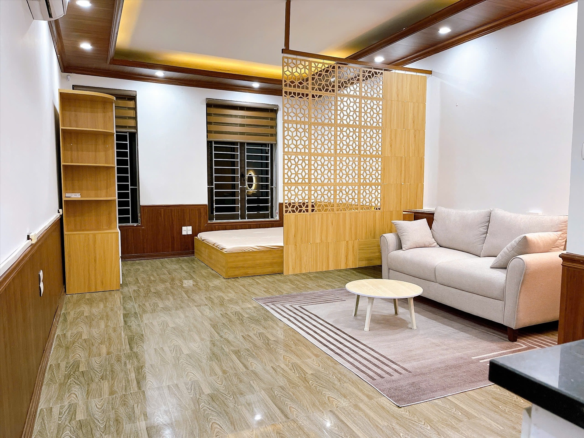 Phòng trọ Studio 25m2 tại Friends Team Hoàng Hoa Thám - Ba Đình - Phòng khách