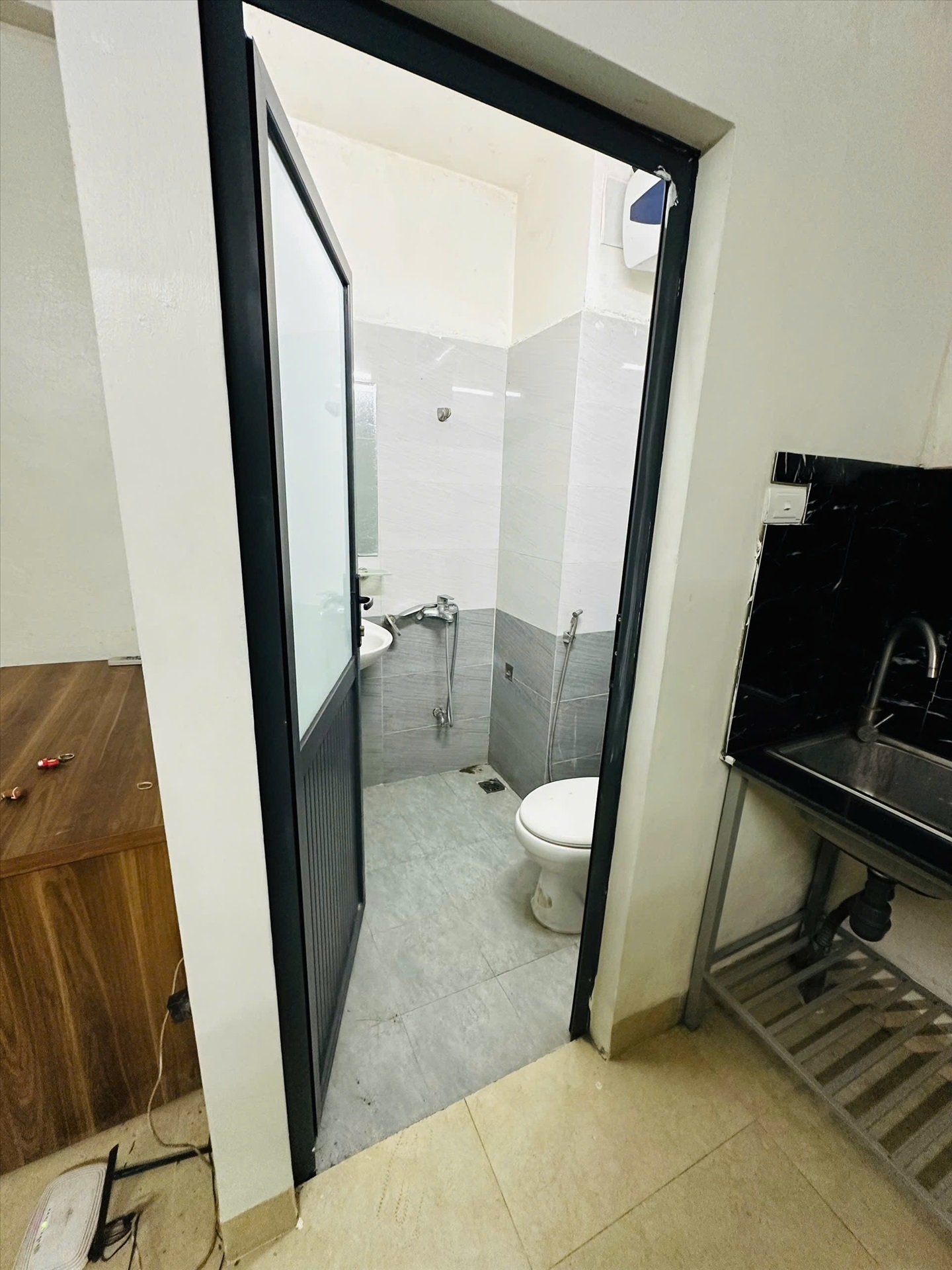 Phòng trọ Studio 25m2 tại Friends Team Yên Hòa - Cầu Giấy - Phòng tắm