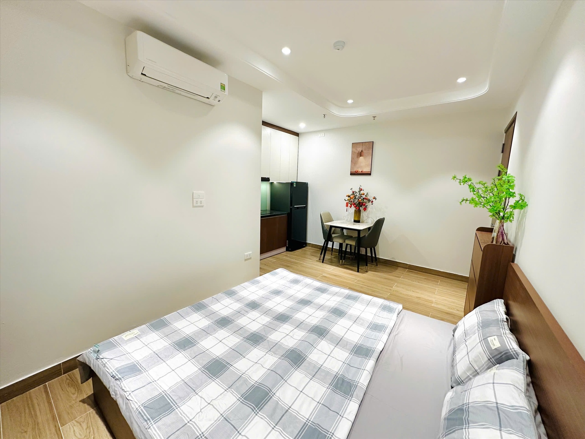 Phòng trọ Studio 30m2 tại TT House Trần Duy Hưng - Cầu Giấy - Phòng khách