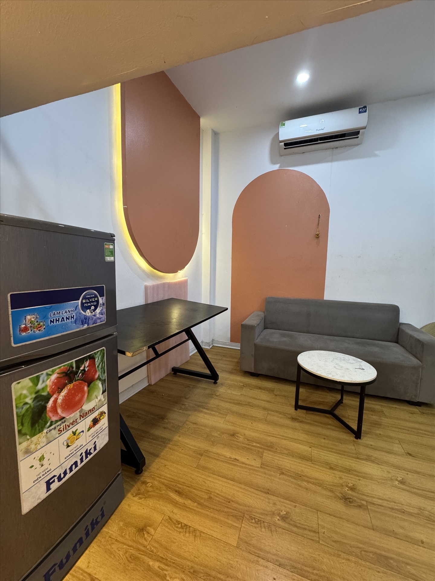 Phòng trọ Duplex 35m2 tại ĐT House Cầu Giấy - Cầu Giấy - Phòng khách