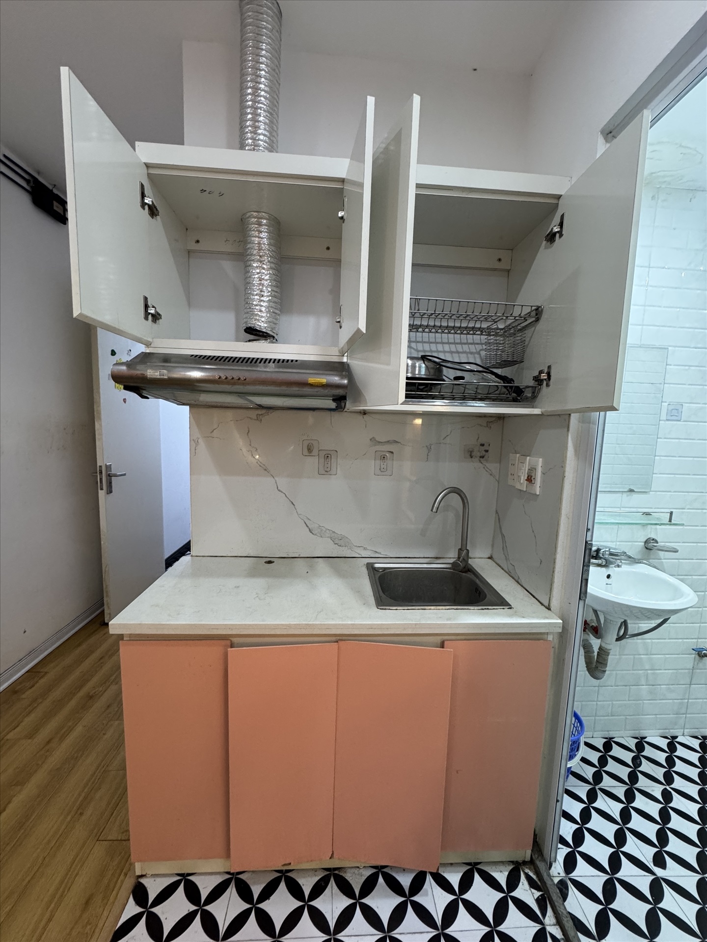 Phòng trọ Duplex 35m2 tại ĐT House Cầu Giấy - Cầu Giấy - Phòng bếp