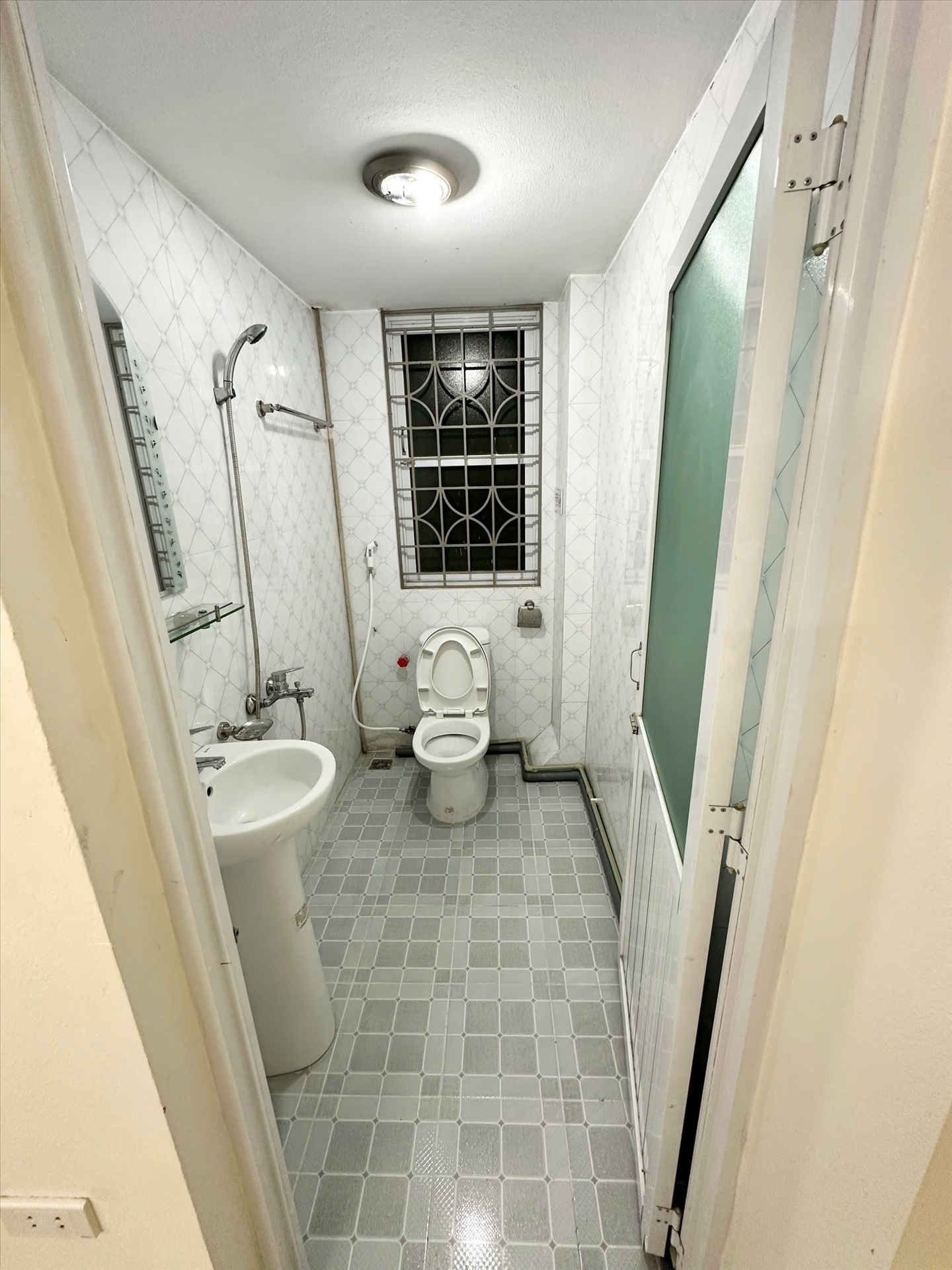 Phòng trọ Studio 20m2 tại GENZ Home Phú Diễn - Bắc Từ Liêm - Phòng tắm