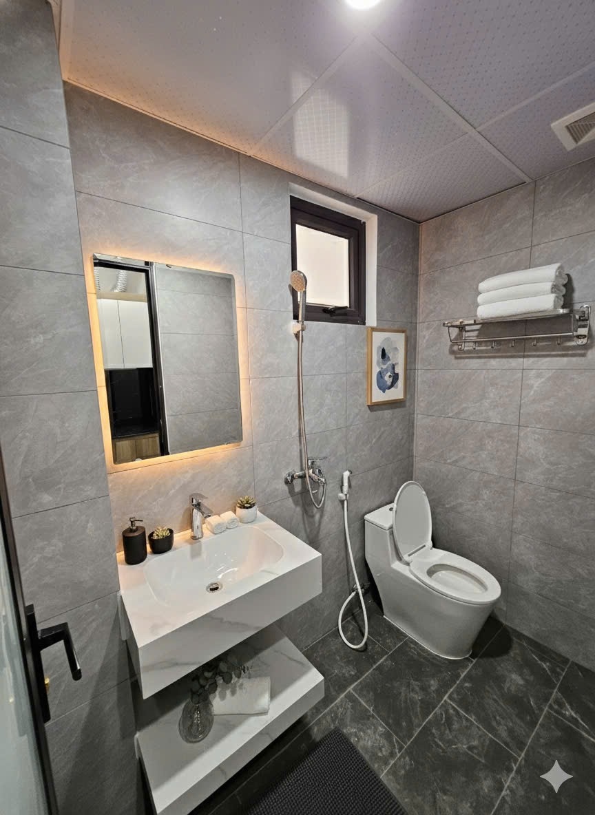 Phòng trọ Studio 25m2 tại ĐT Home Quang Tiến - Nam Từ Liêm - Phòng tắm