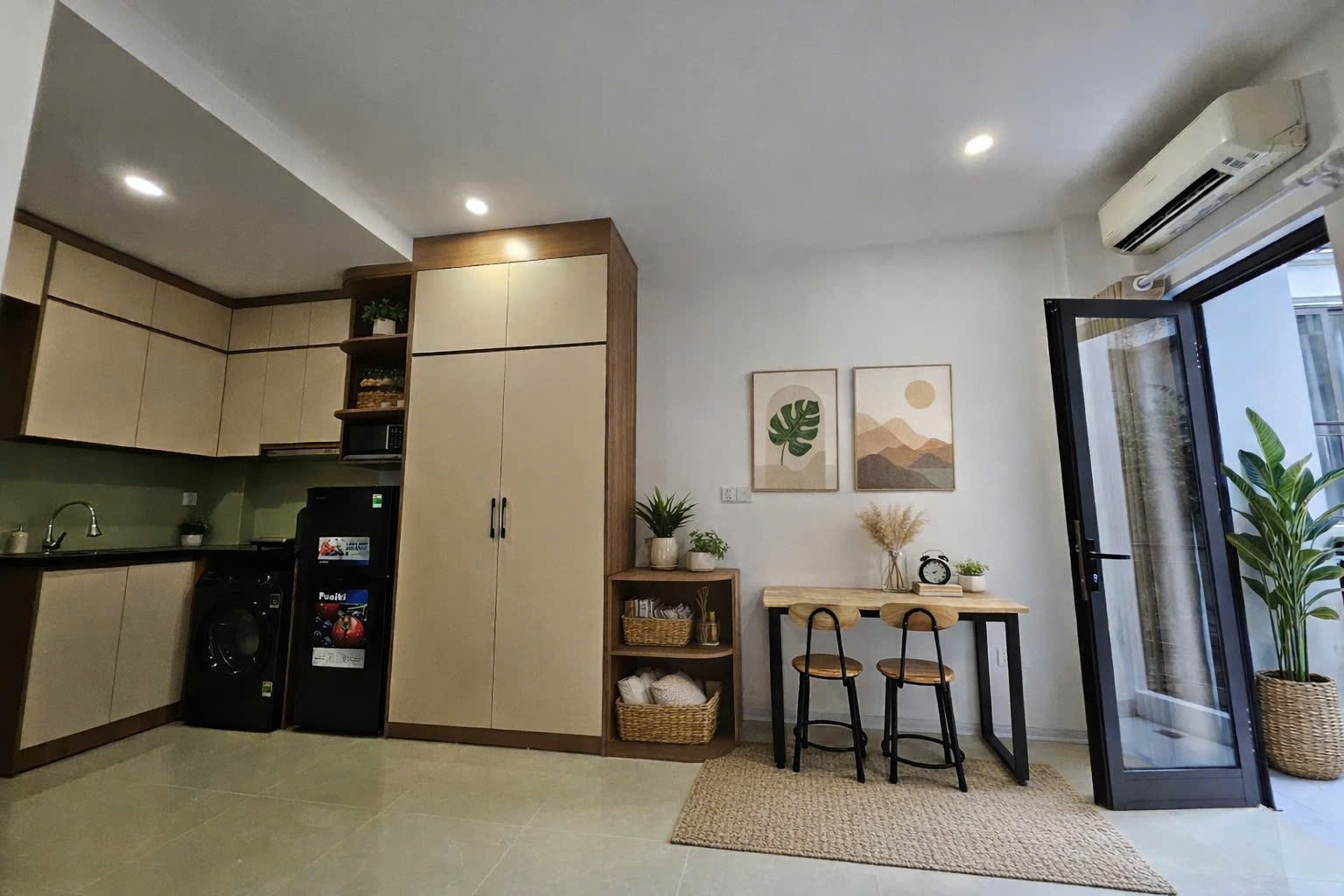 Phòng trọ Studio 35m2 tại ĐT House Đội Cấn - Ba Đình - Phòng bếp