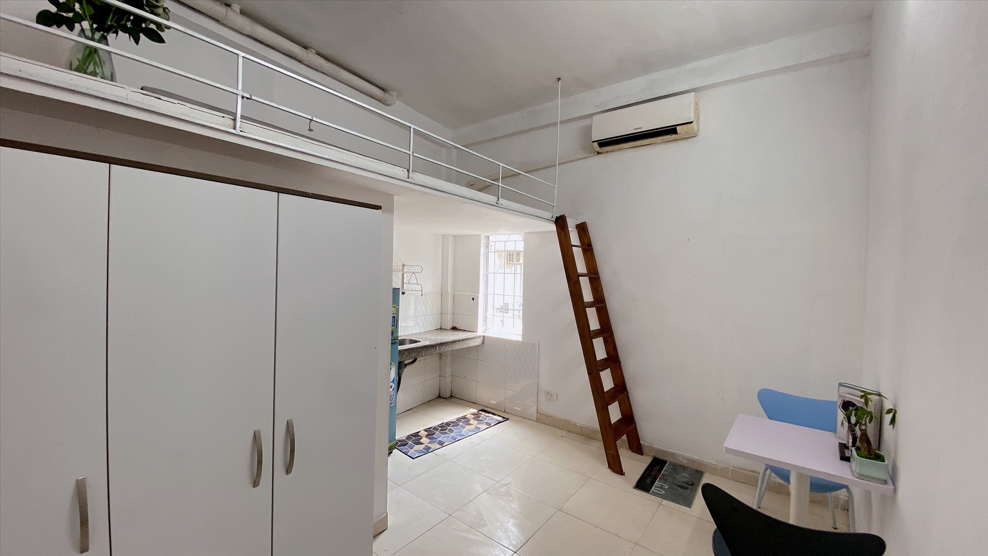 Phòng trọ Duplex 25m2 tại QHOME Đường Láng - Đống Đa - Phòng bếp