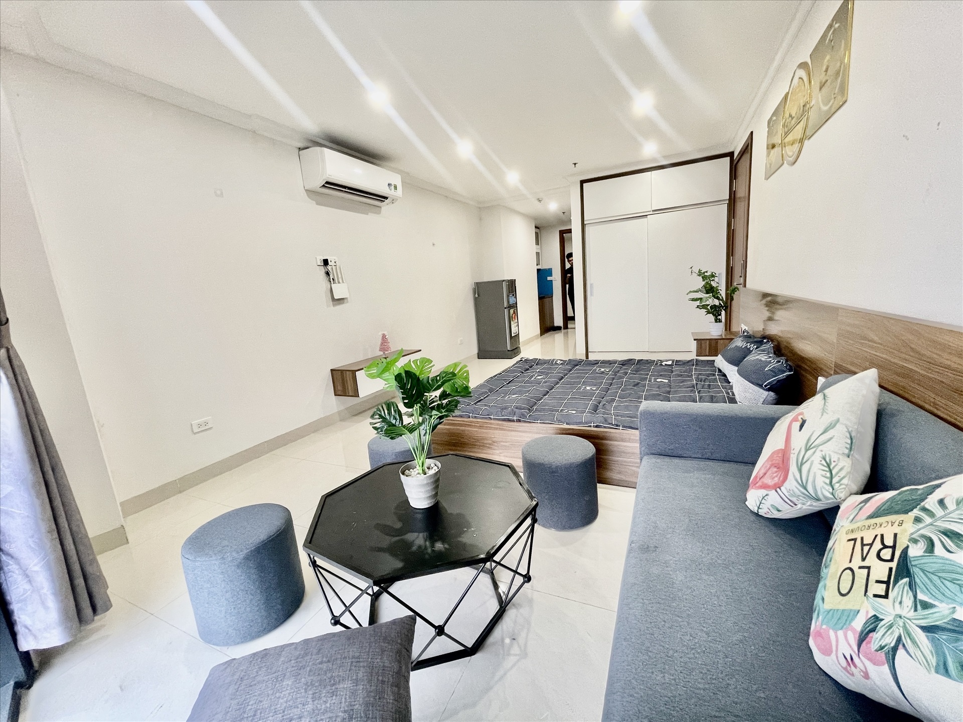 Phòng trọ Studio 30m2 tại Funhome 2 Giải Phóng - Hoàng Mai - Phòng khách