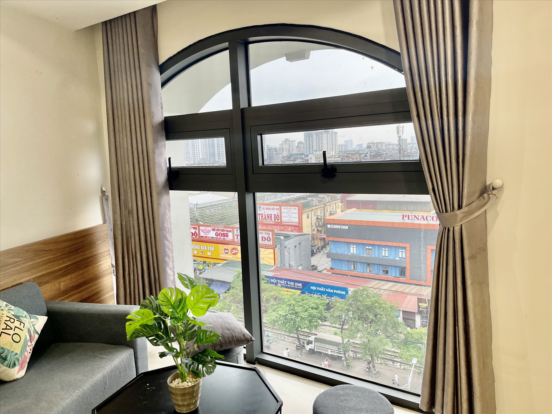 Phòng trọ Studio 30m2 tại Funhome 2 Giải Phóng - Hoàng Mai - Phòng khách