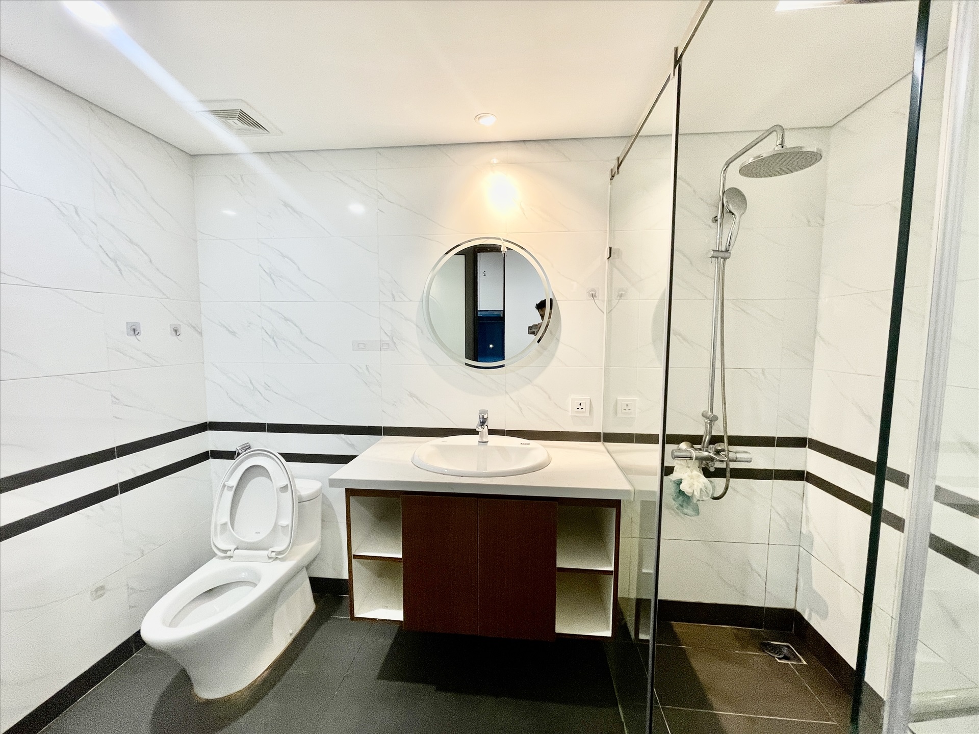 Phòng trọ Studio 30m2 tại Funhome 2 Giải Phóng - Hoàng Mai - Phòng tắm