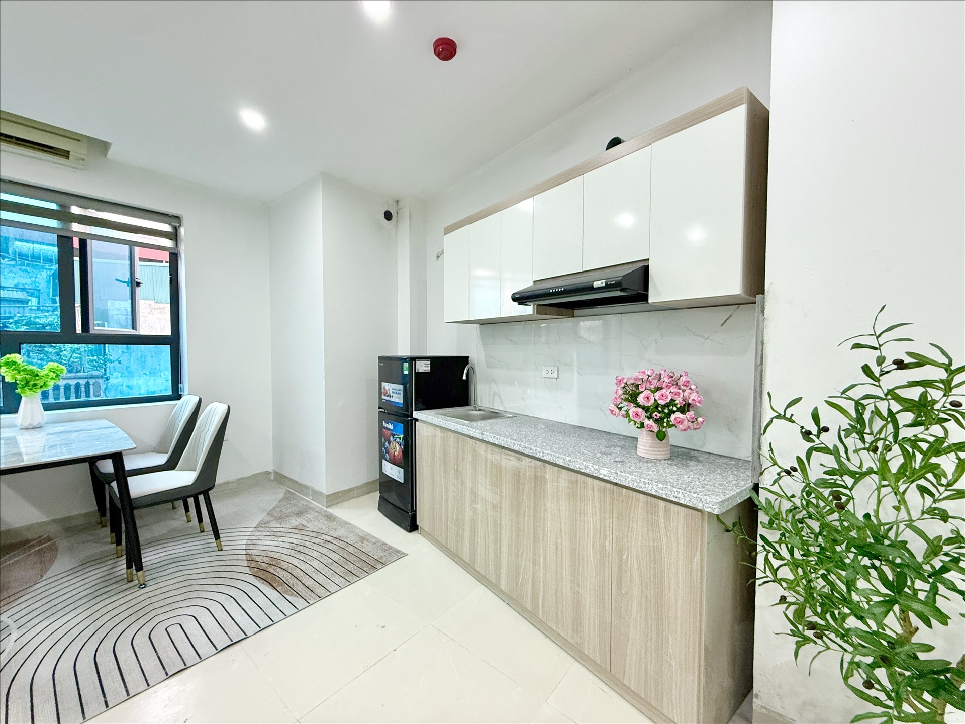 Phòng trọ 1 Phòng ngủ 45m2 tại Time House Nguyễn Khánh Toàn - Cầu Giấy - Phòng bếp