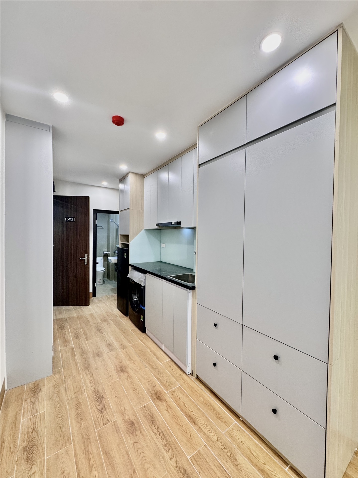 Phòng trọ Studio 25m2 tại Dream House Đường Bưởi - Ba Đình - Phòng bếp