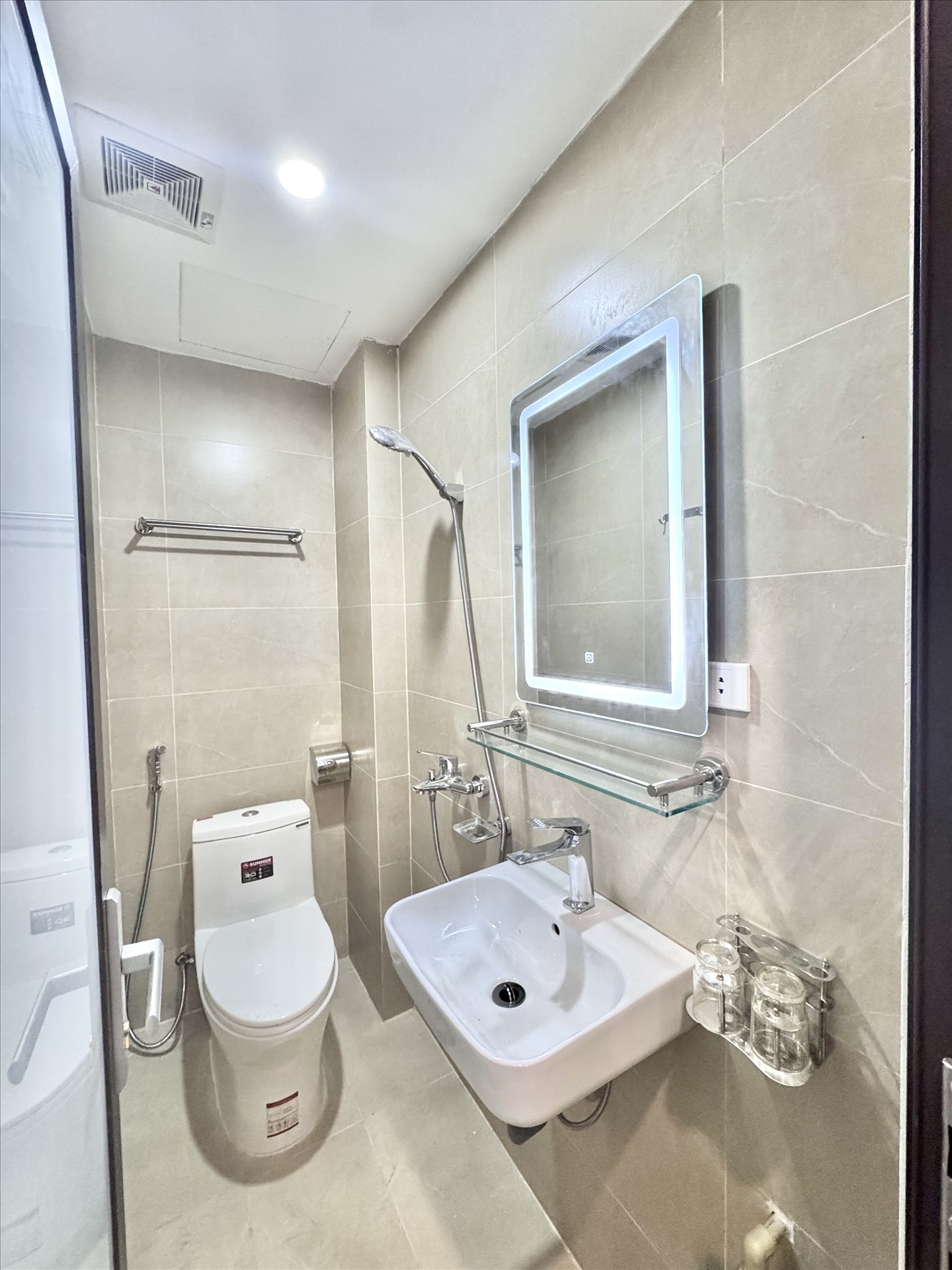 Phòng trọ Studio 25m2 tại Dream House Đường Bưởi - Ba Đình - Phòng tắm