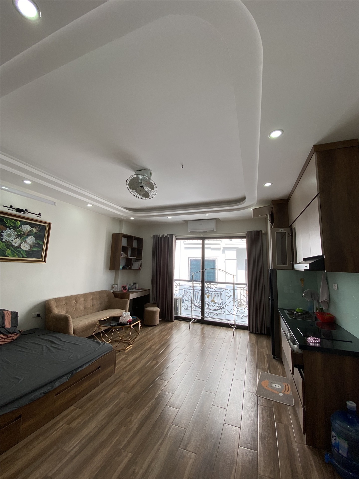 Phòng trọ Studio 28m2 tại Airstay Cự Lộc - Thanh Xuân - Phòng khách