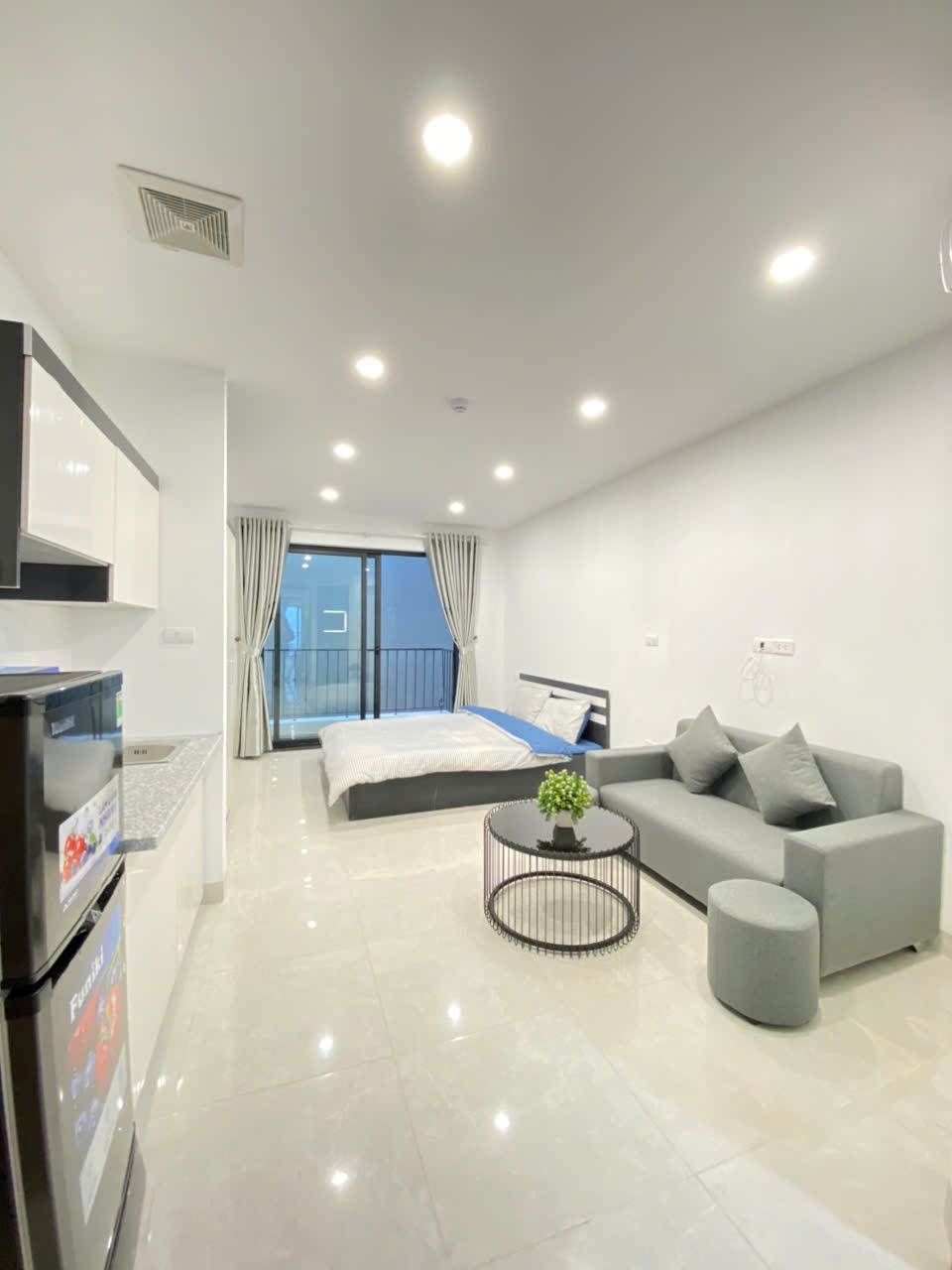 Phòng trọ Studio 30m2 tại 4PS Housing 2 Lạc Long Quân - Tây Hồ - Phòng khách