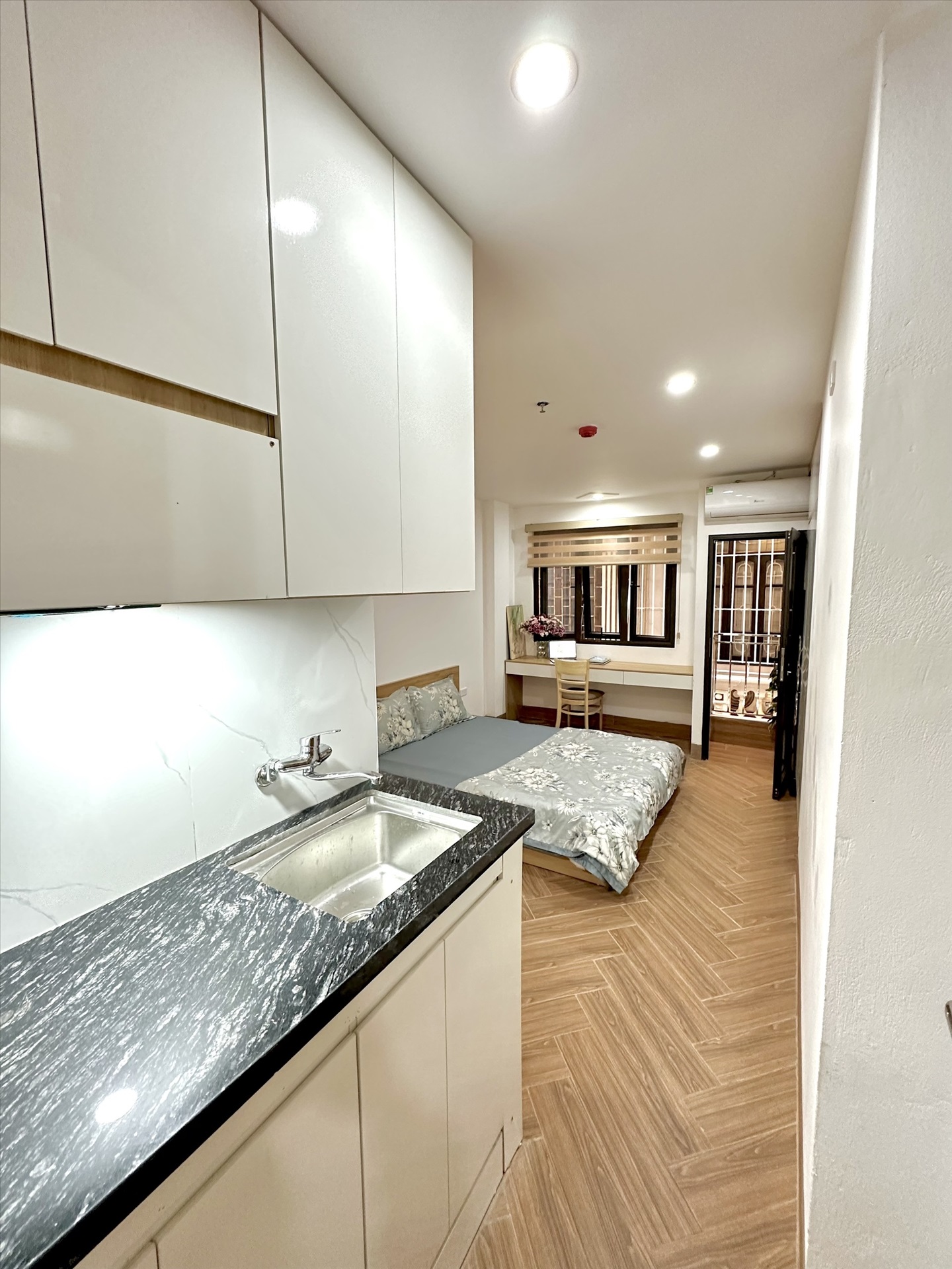 Phòng trọ Studio 30m2 tại TT House Xuân Thủy - Cầu Giấy - Phòng bếp