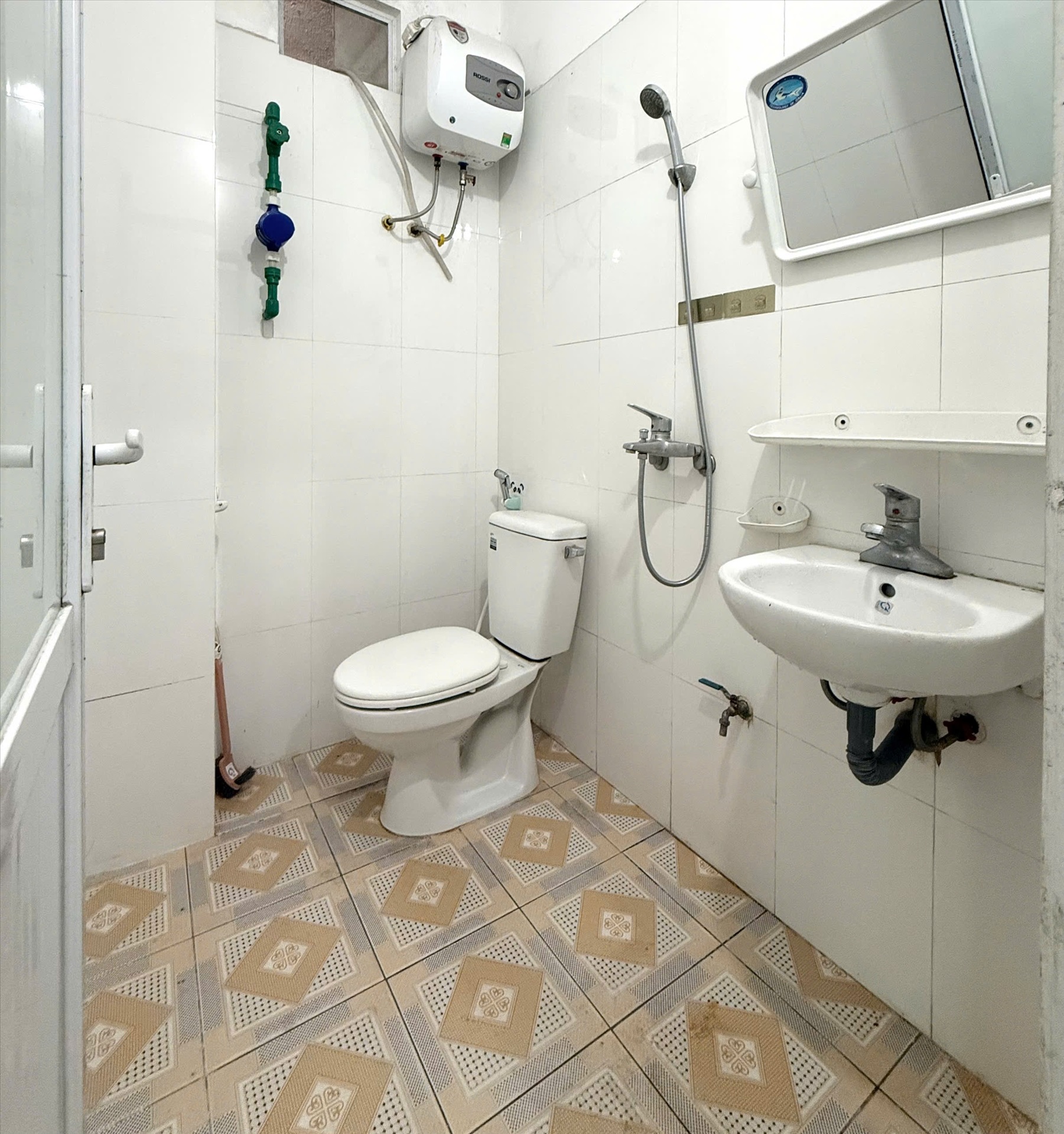 Phòng trọ Studio 25m2 tại TT House 1 Nguyễn Khánh Toàn - Cầu Giấy - Phòng tắm