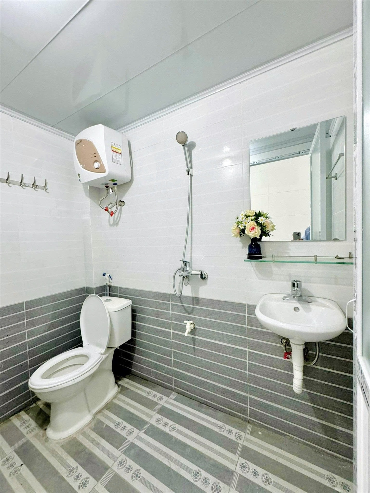 Phòng trọ Studio 25m2 tại Time House 8 Cổ Nhuế - Bắc Từ Liêm - Phòng tắm