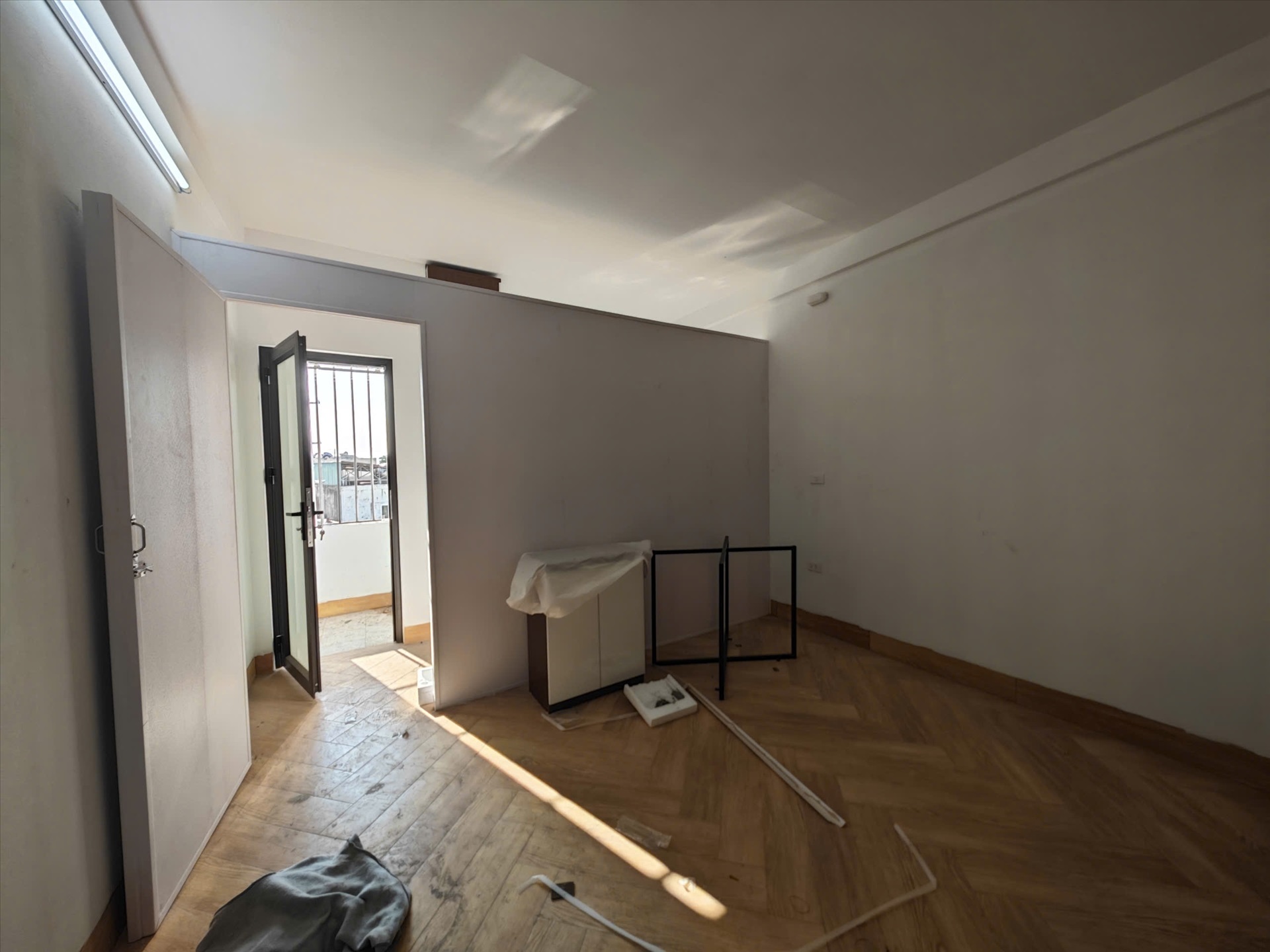 Phòng trọ 1 Phòng ngủ 30m2 tại RenHouse 2 Phú Kiều - Bắc Từ Liêm - Phòng khách