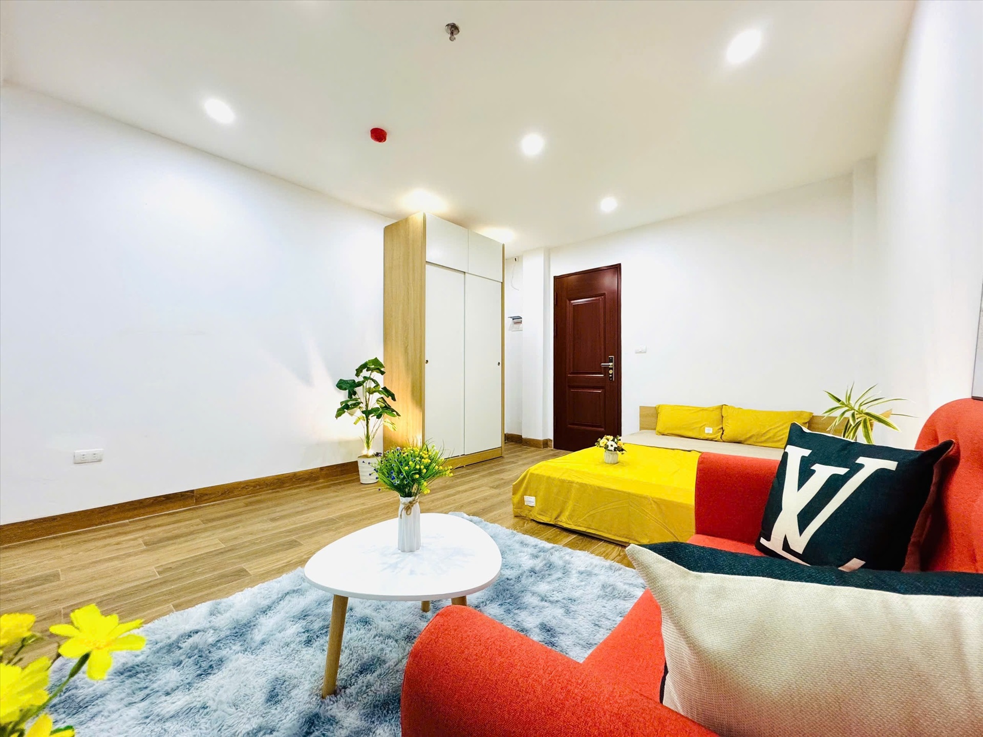 Phòng trọ Studio 25m2 tại Vihome Plus Lê Quang Đạo - Nam Từ Liêm - Phòng khách