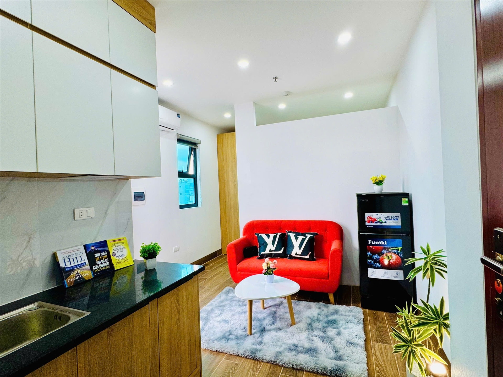 Phòng trọ 1 Phòng ngủ 40m2 tại Vihome Plus Lê Quang Đạo - Nam Từ Liêm - Phòng khách