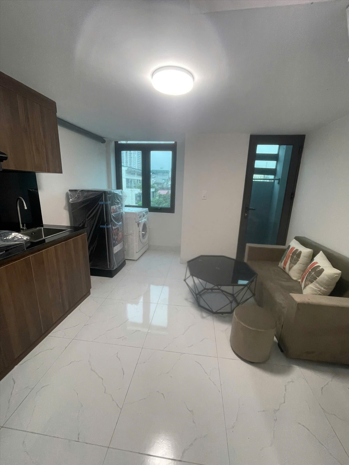 Phòng trọ Studio 30m2 tại GENZ Home Hoàng Hoa Thám - Ba Đình - Phòng ngủ