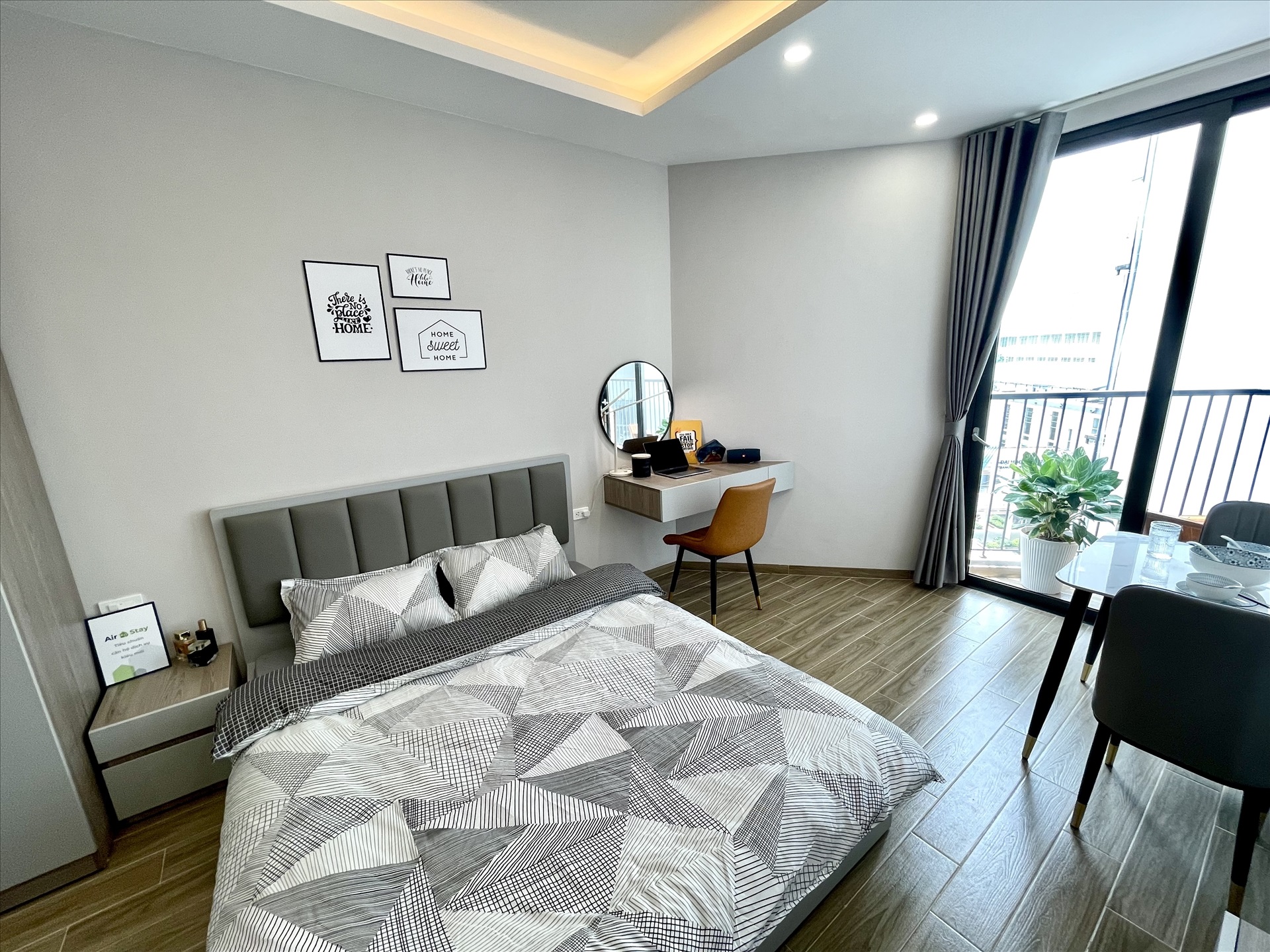 Phòng trọ Airstay 1 Lê Thanh Nghị - Hai Bà Trưng  - Phòng (*)