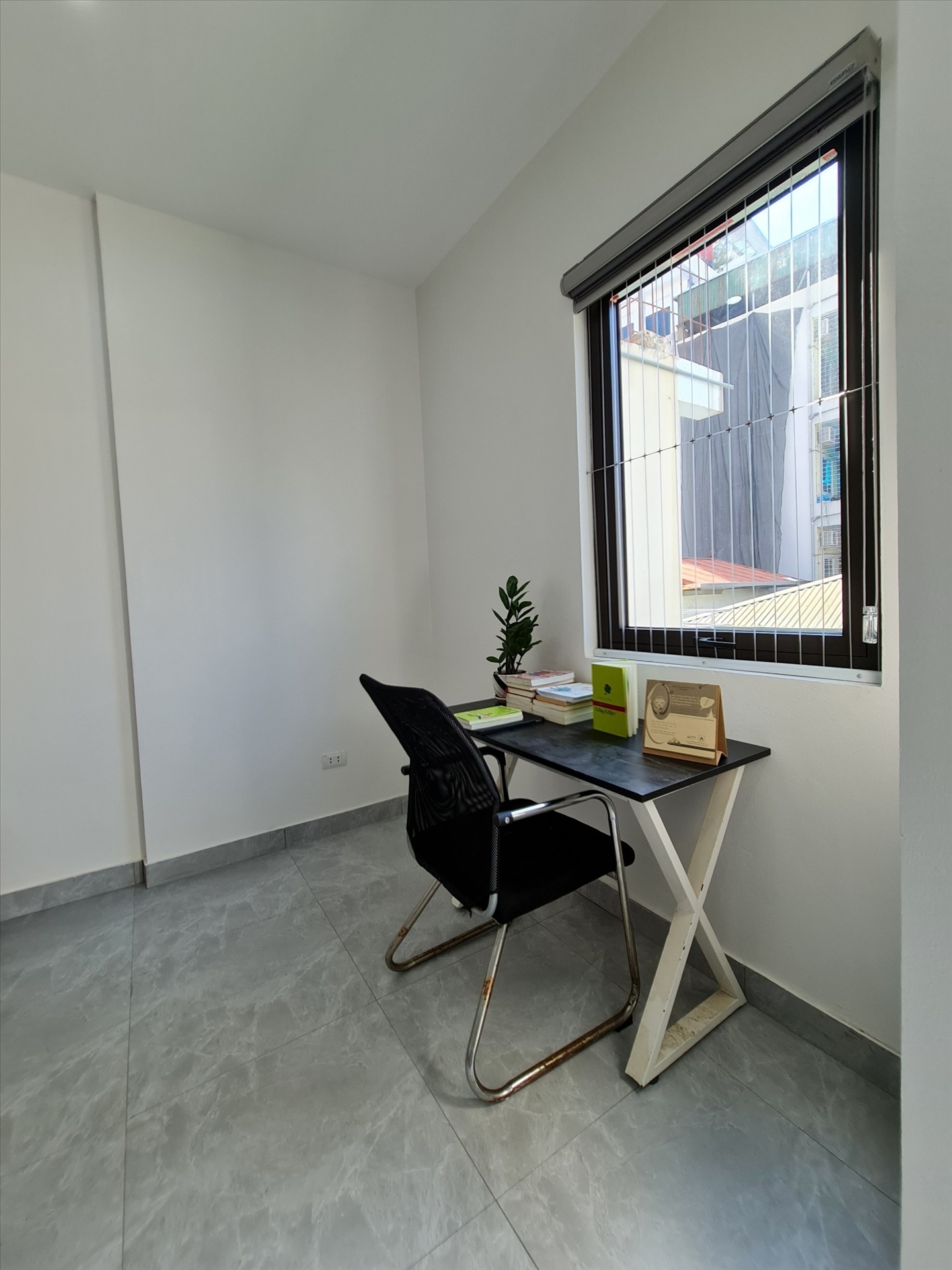 Phòng trọ 1 Phòng ngủ 45m2 tại Salahomes 2 Bùi Xương Trạch - Thanh Xuân - Góc làm việc