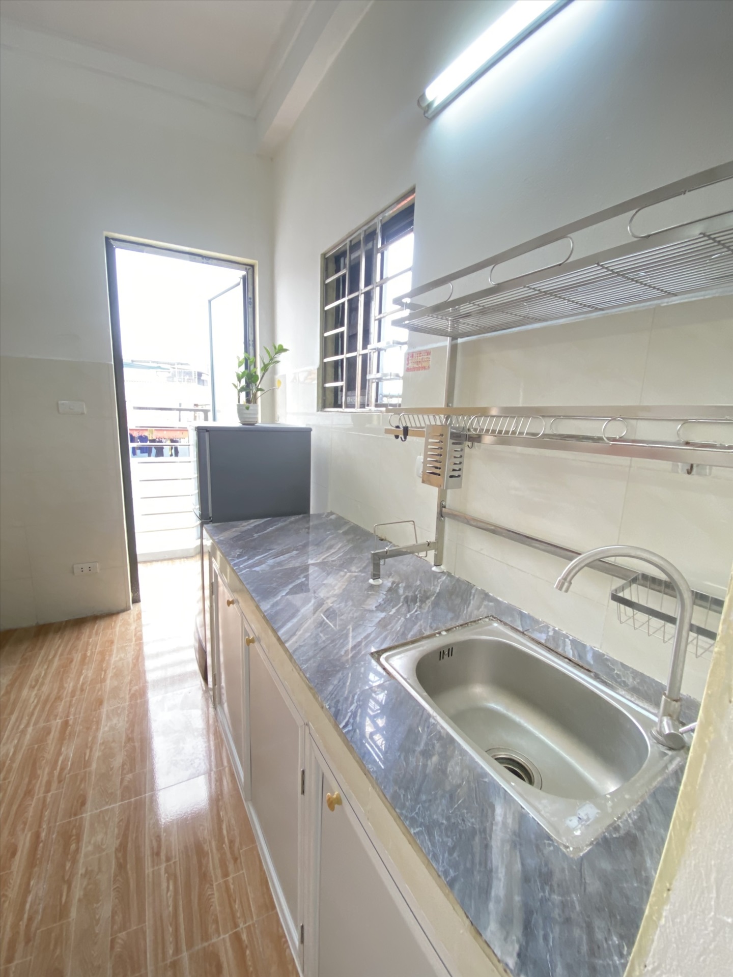 Phòng trọ Studio 33m2 tại PTC House Vũ Tông Phan - Thanh Xuân  - Phòng bếp