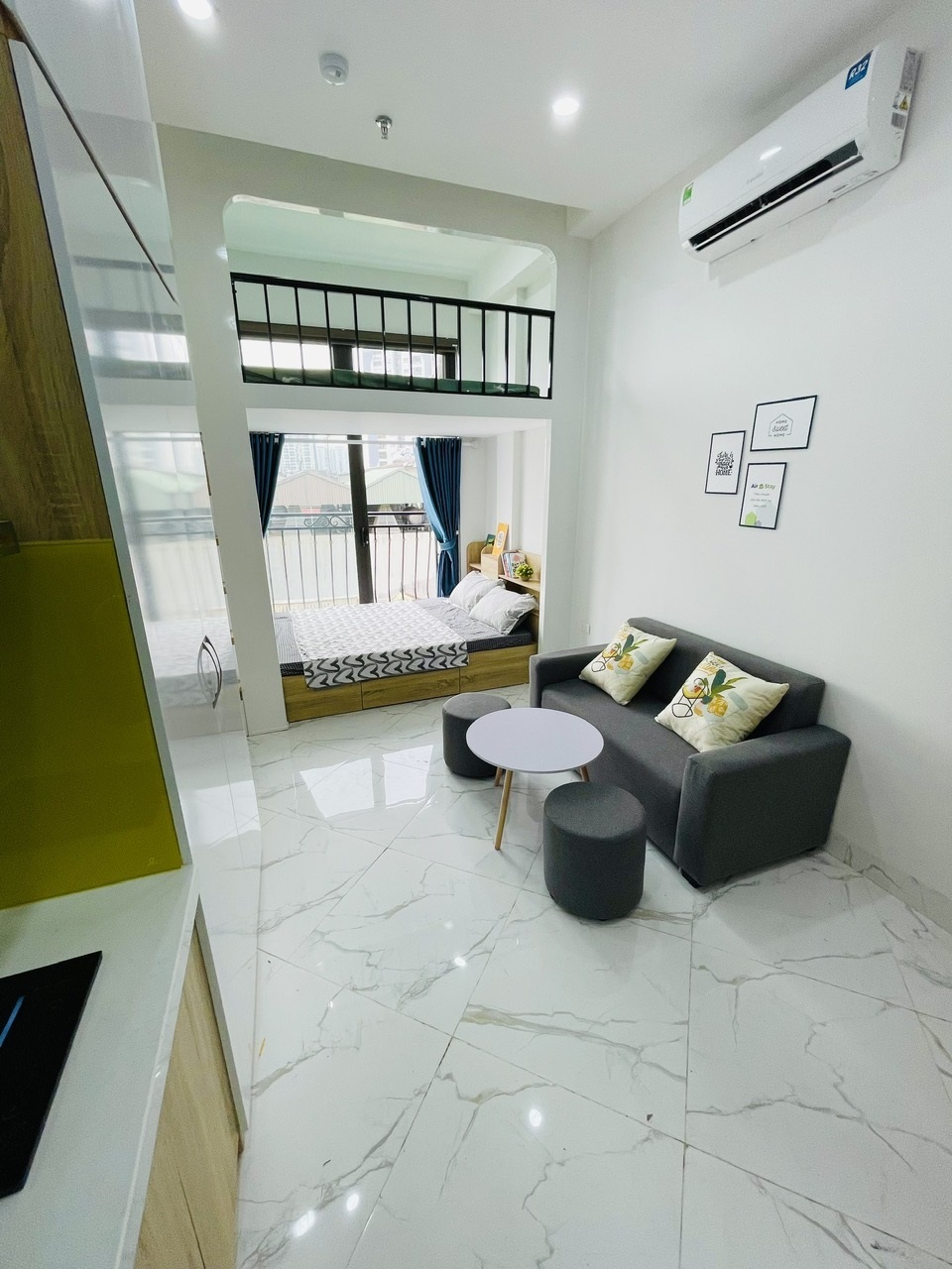 Phòng trọ Duplex 27m2 tại Airstay Gốc Đề - Hai Bà Trưng  - Phòng khách