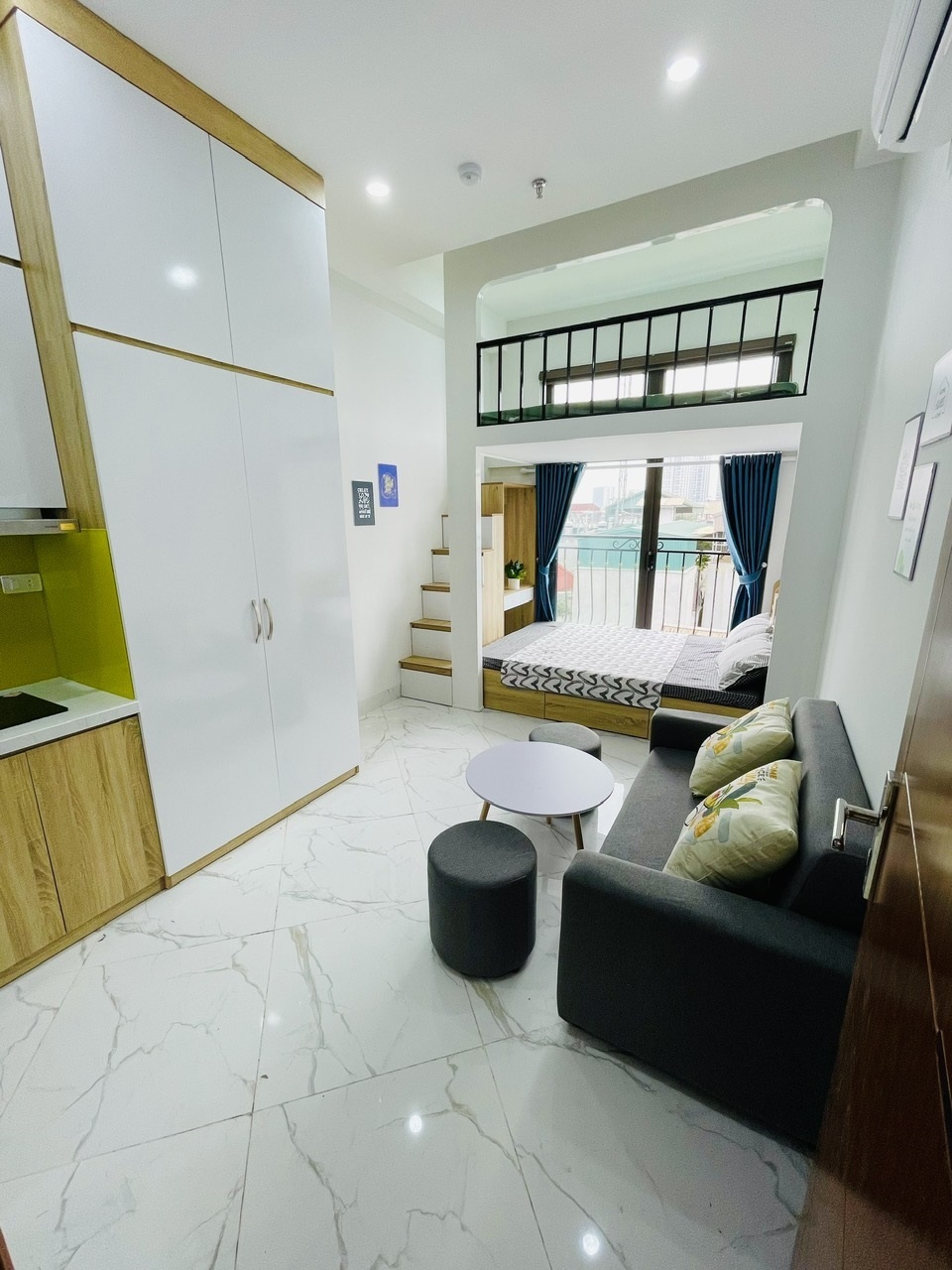 Phòng trọ Duplex 27m2 tại Airstay Gốc Đề - Hai Bà Trưng  - Phòng khách